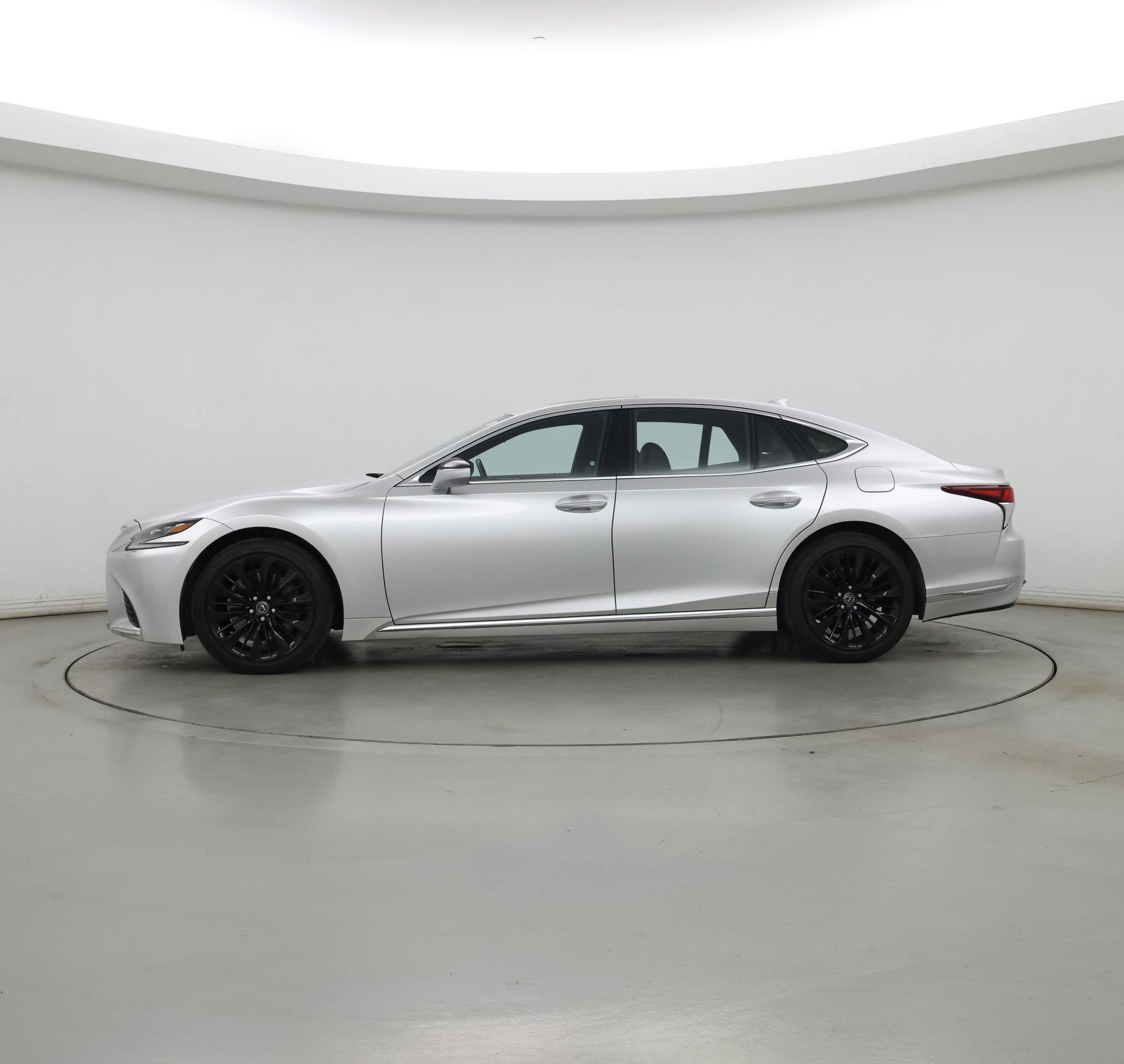 Thumbnail: 2018 Lexus LS - 3