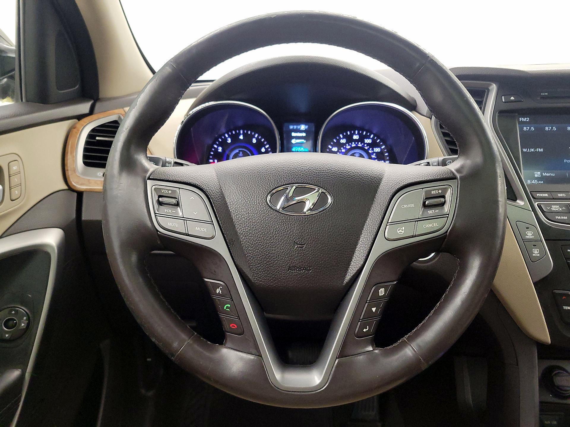 Thumbnail: 2014 Hyundai Santa Fe - 10