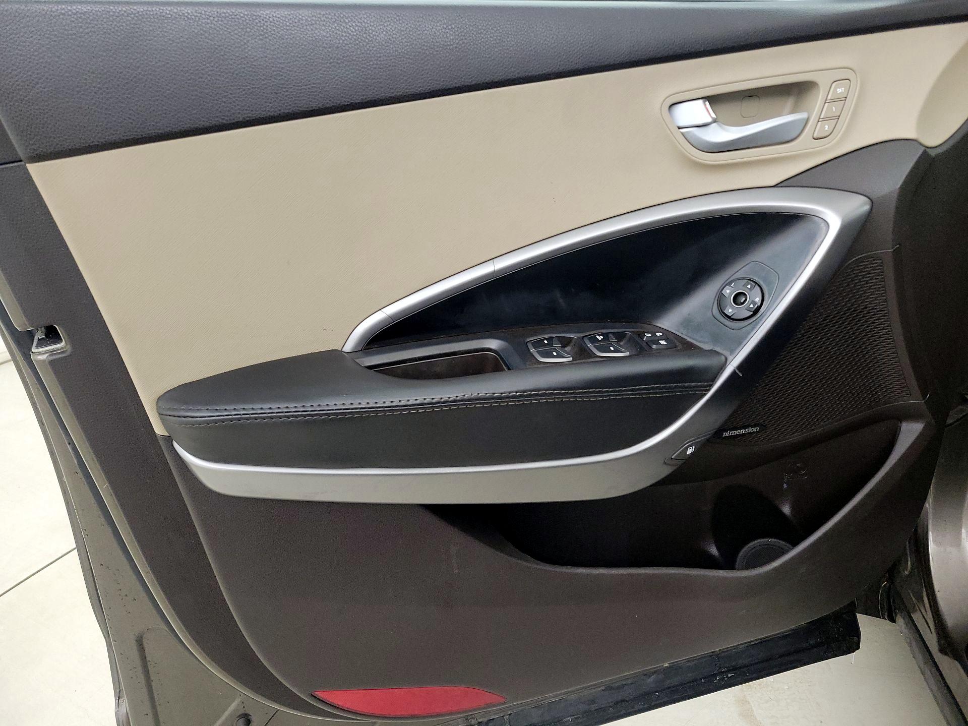 Thumbnail: 2014 Hyundai Santa Fe - 12