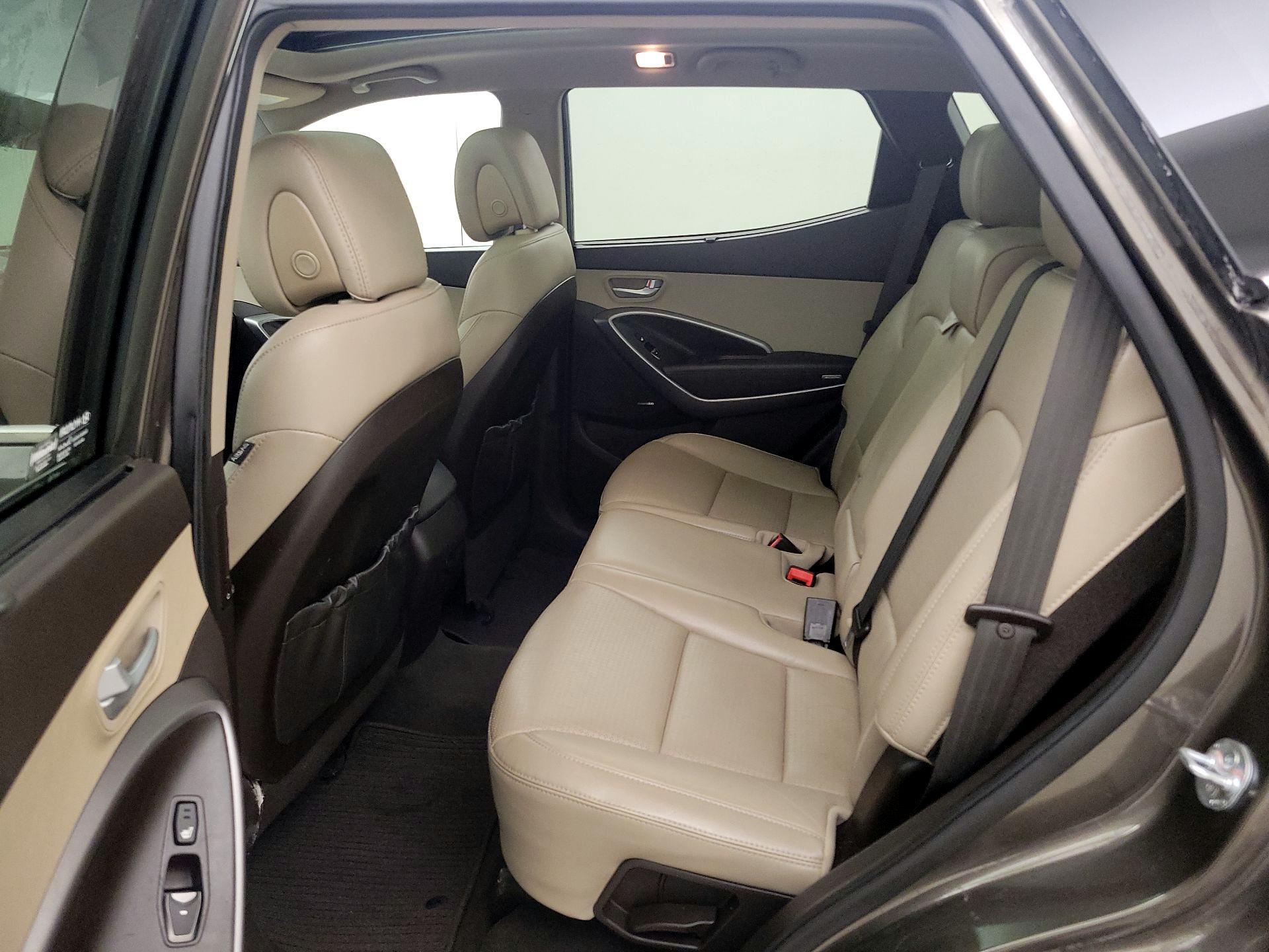 Thumbnail: 2014 Hyundai Santa Fe - 20