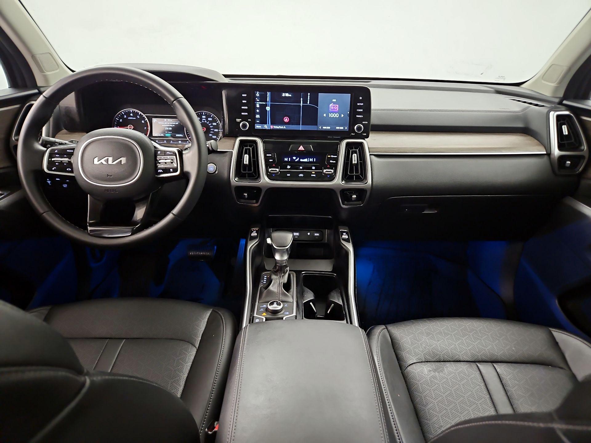 Thumbnail: 2022 Kia Sorento - 9