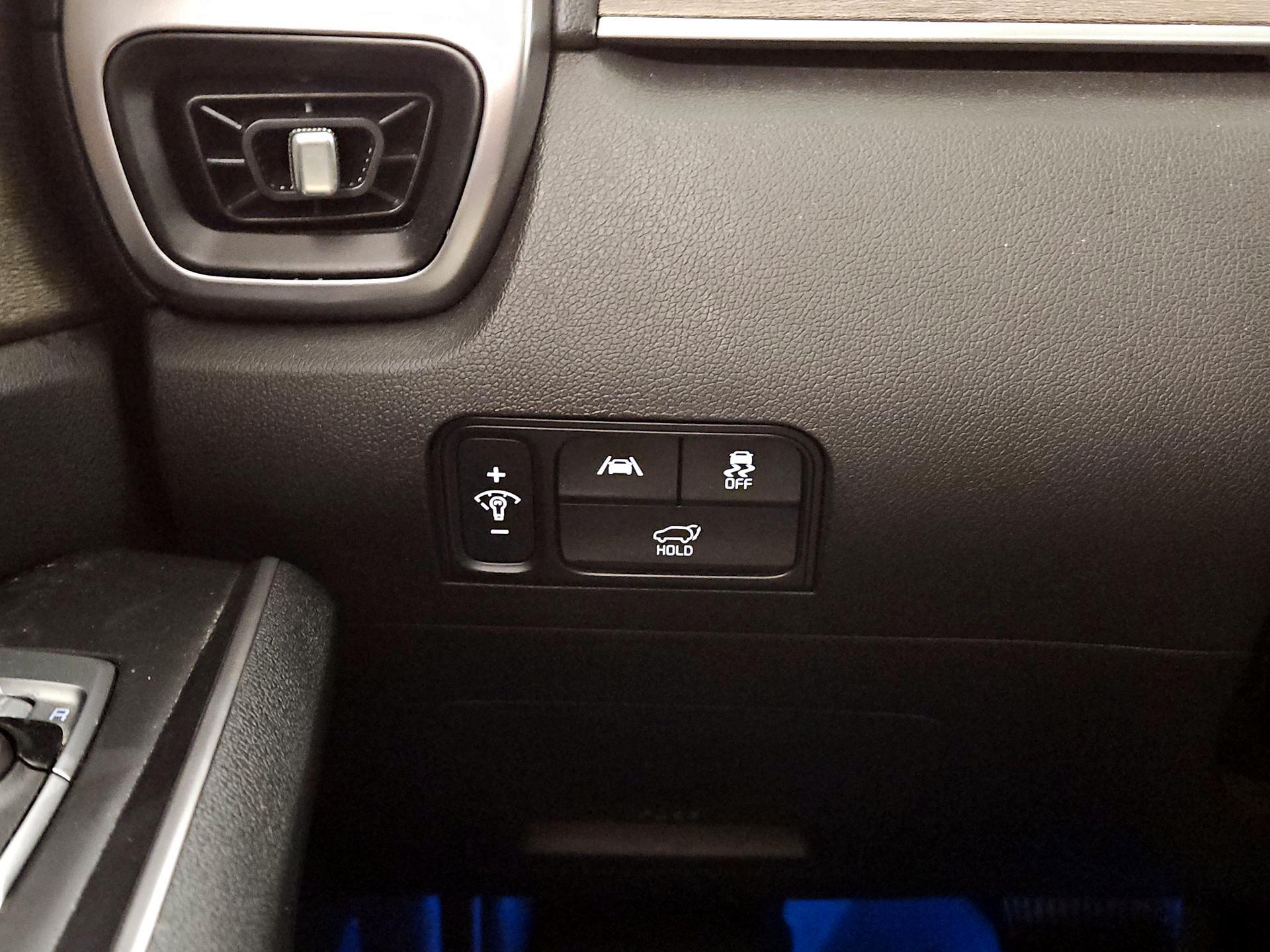 Thumbnail: 2022 Kia Sorento - 13