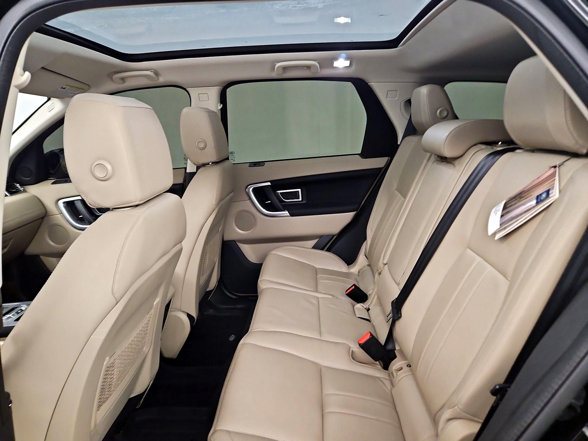 Thumbnail: 2019 Land Rover Discovery Sport - 20