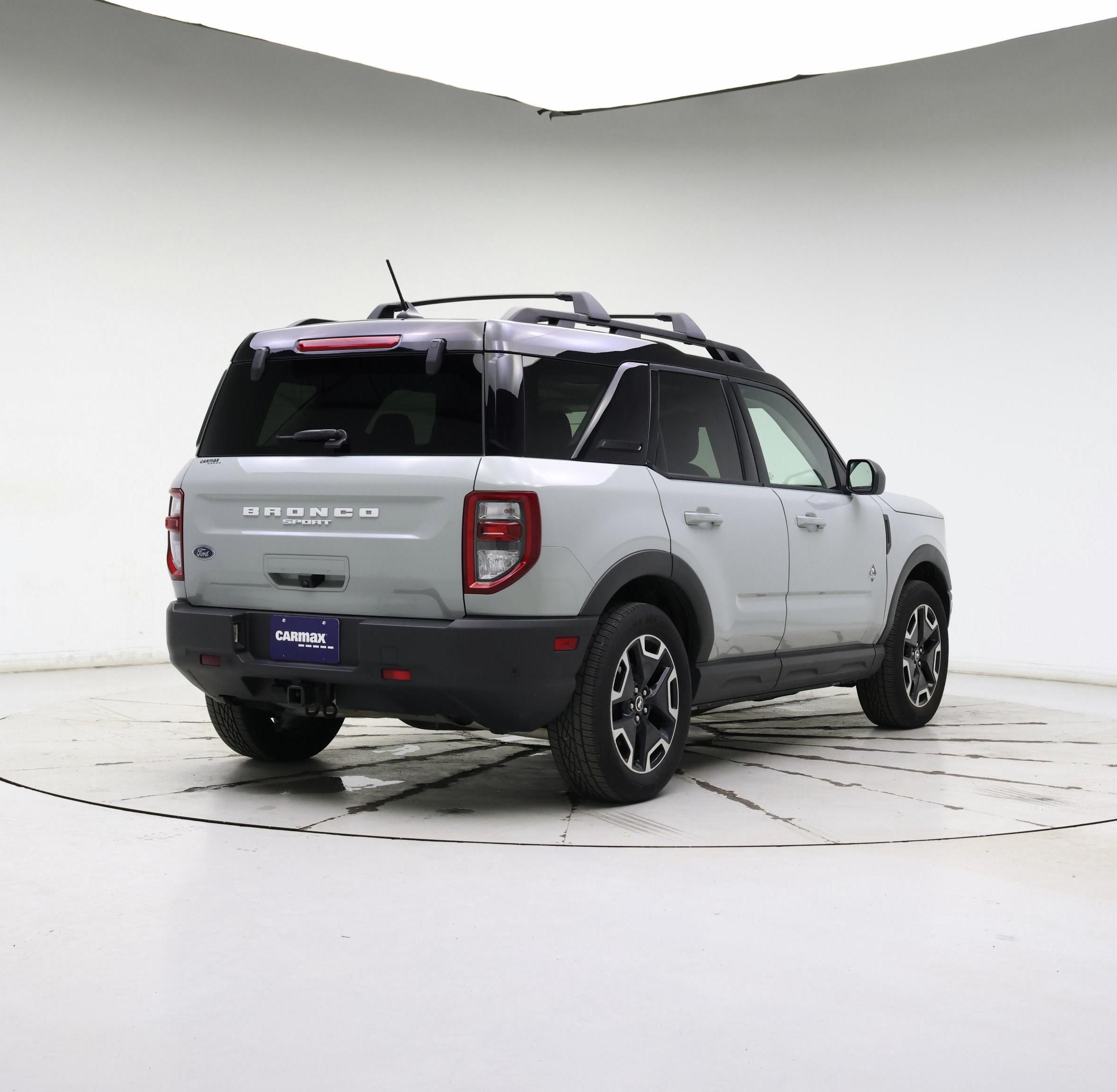 Thumbnail: 2022 Ford Bronco Sport - 8