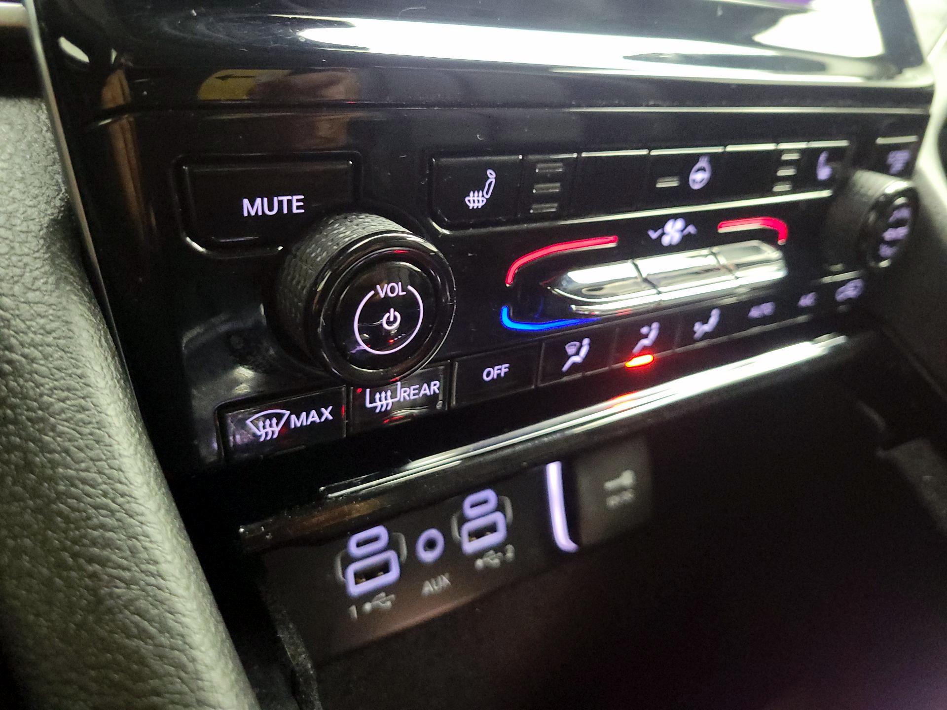 Thumbnail: 2021 Jeep Grand Cherokee L - 14