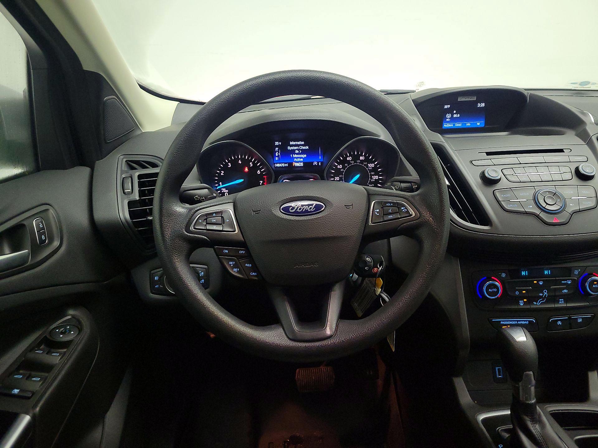 Thumbnail: 2017 Ford Escape - 10