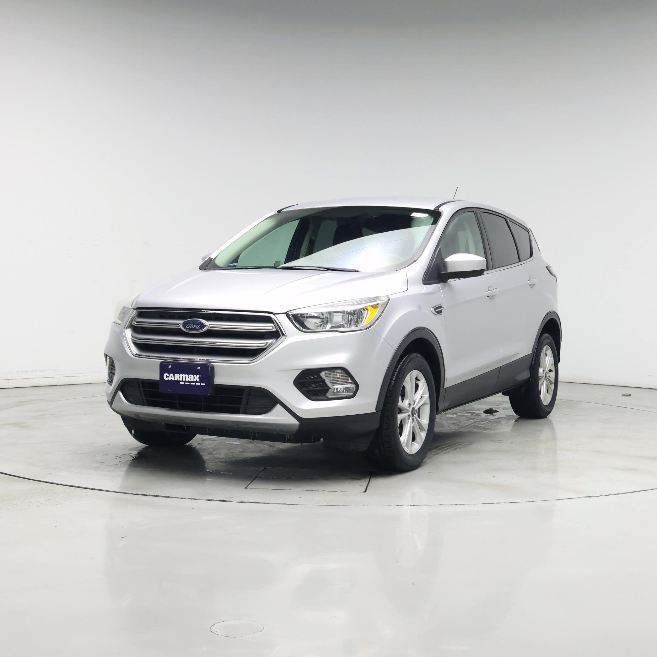 Thumbnail: 2017 Ford Escape - 4