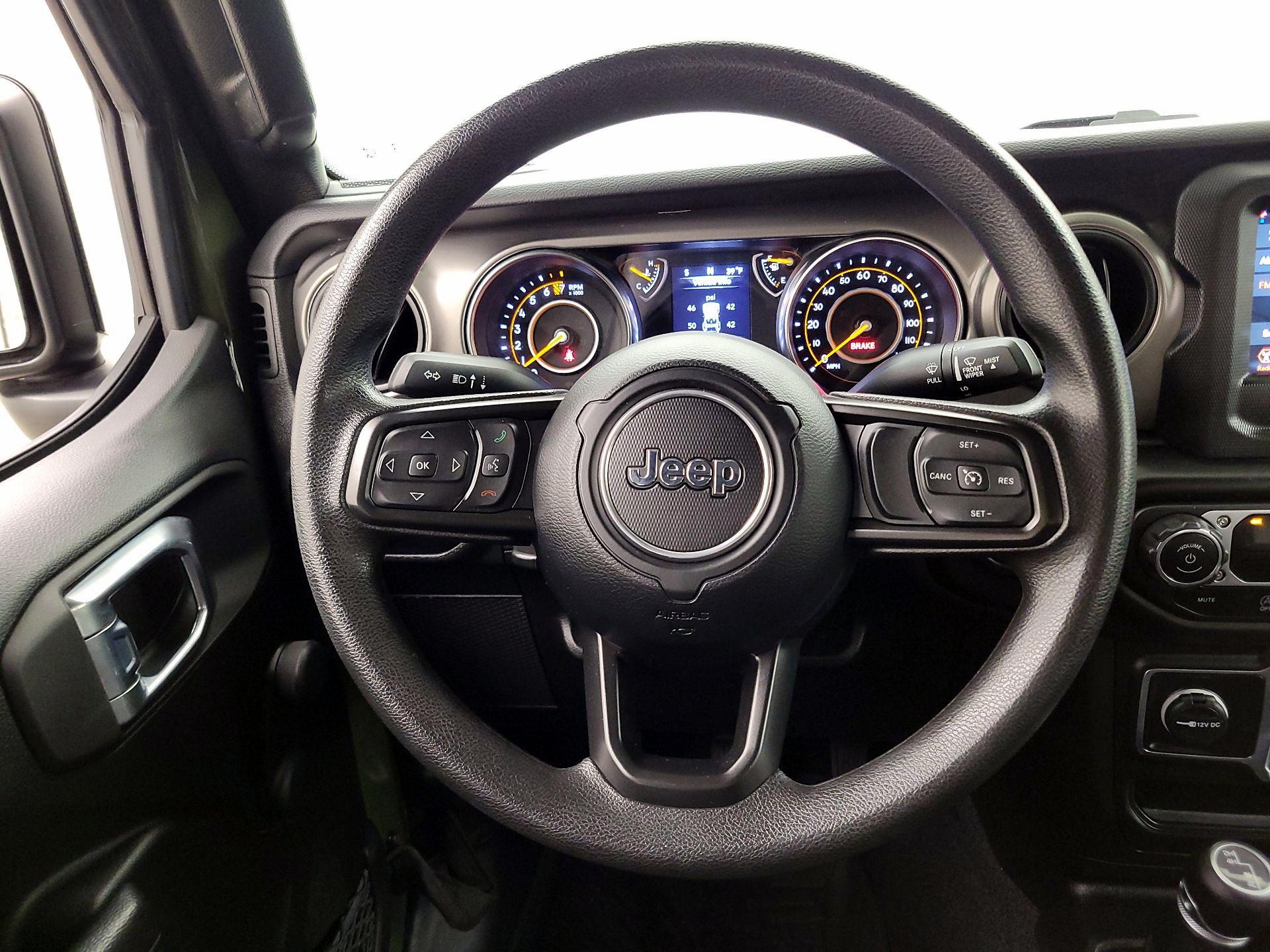 Thumbnail: 2022 Jeep Wrangler - 10