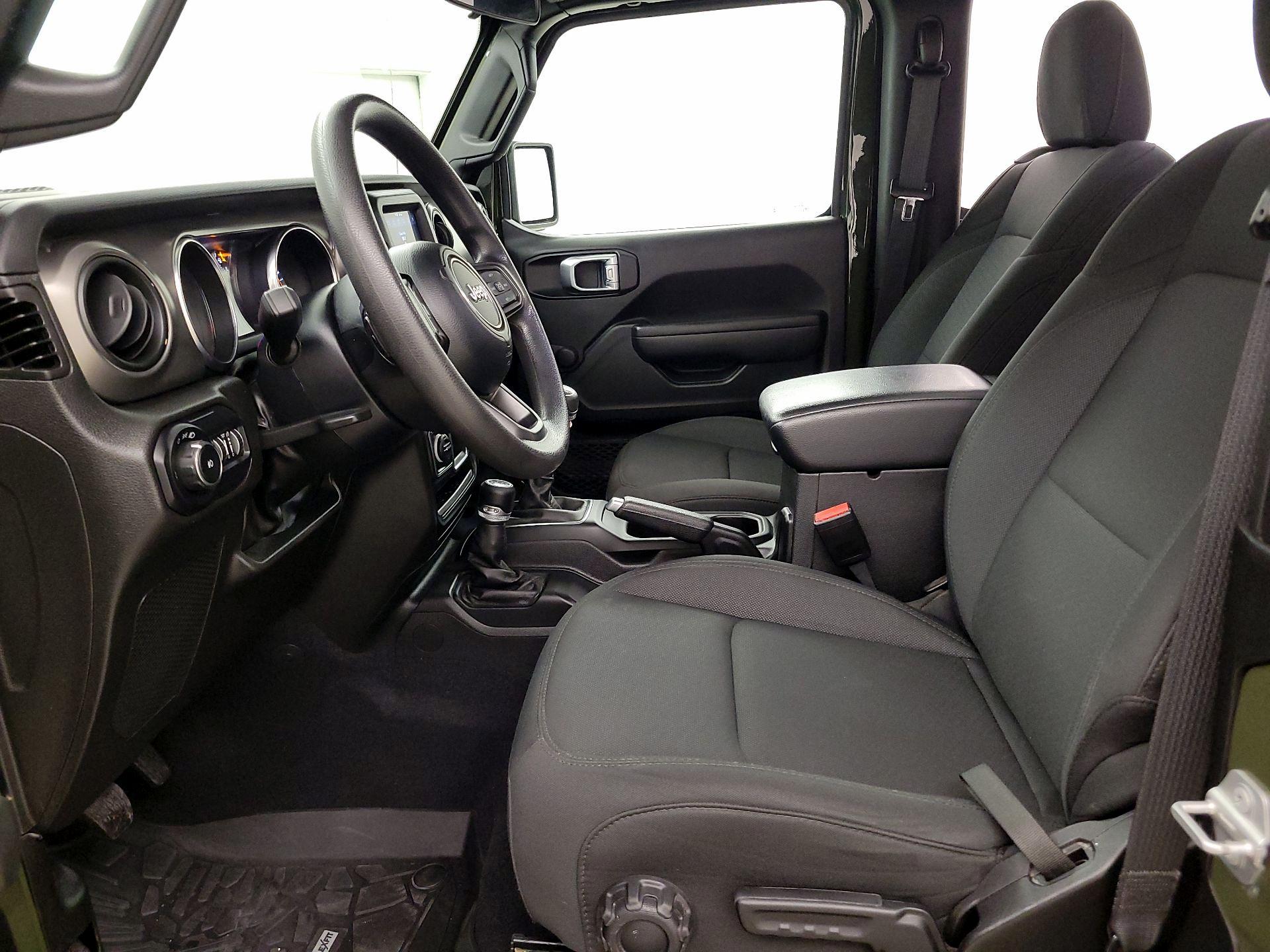 Thumbnail: 2022 Jeep Wrangler - 11