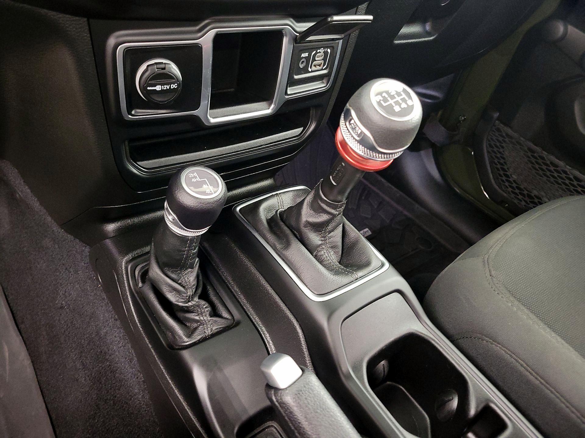 Thumbnail: 2022 Jeep Wrangler - 17