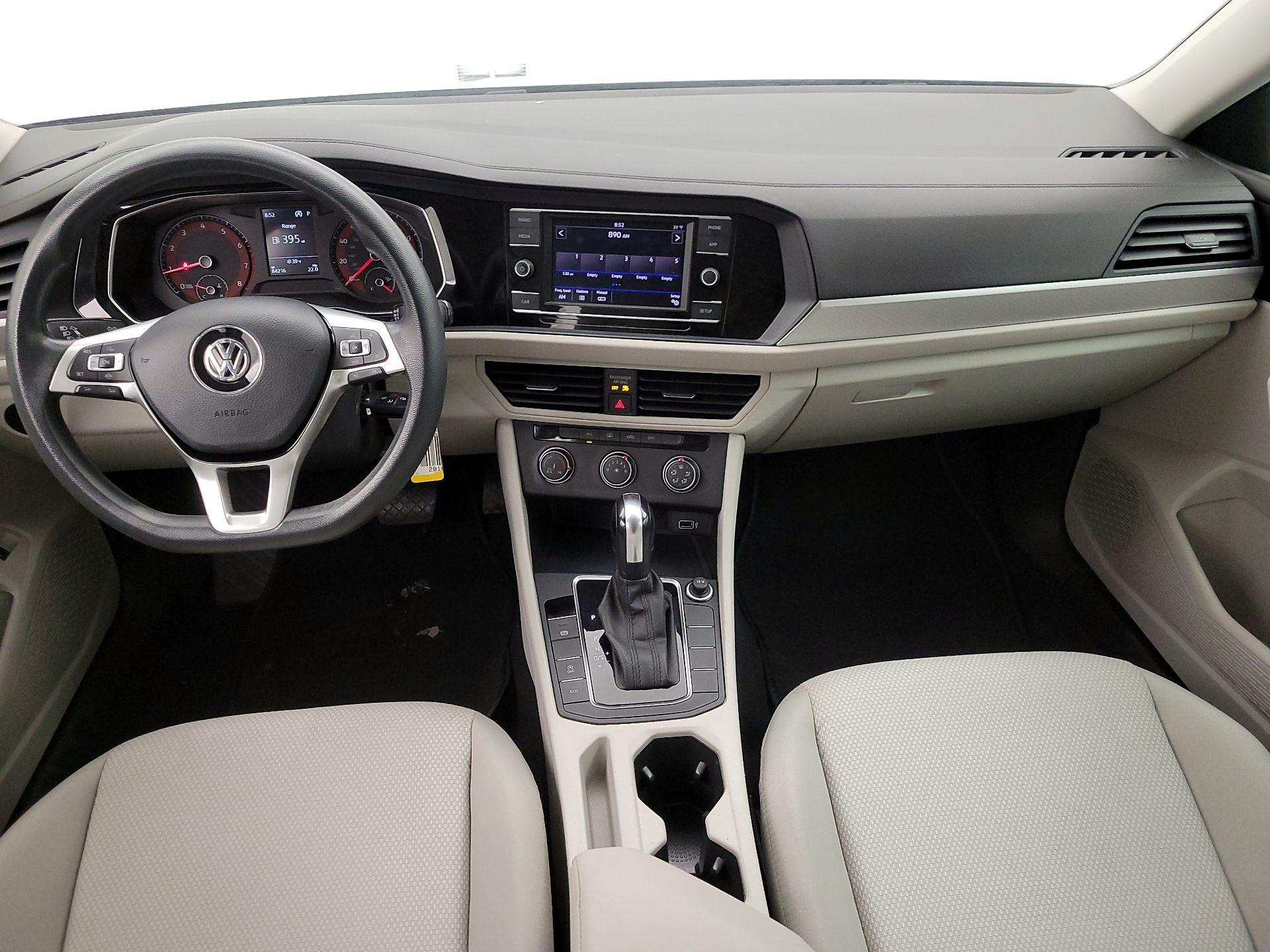 Thumbnail: 2019 Volkswagen Jetta - 9