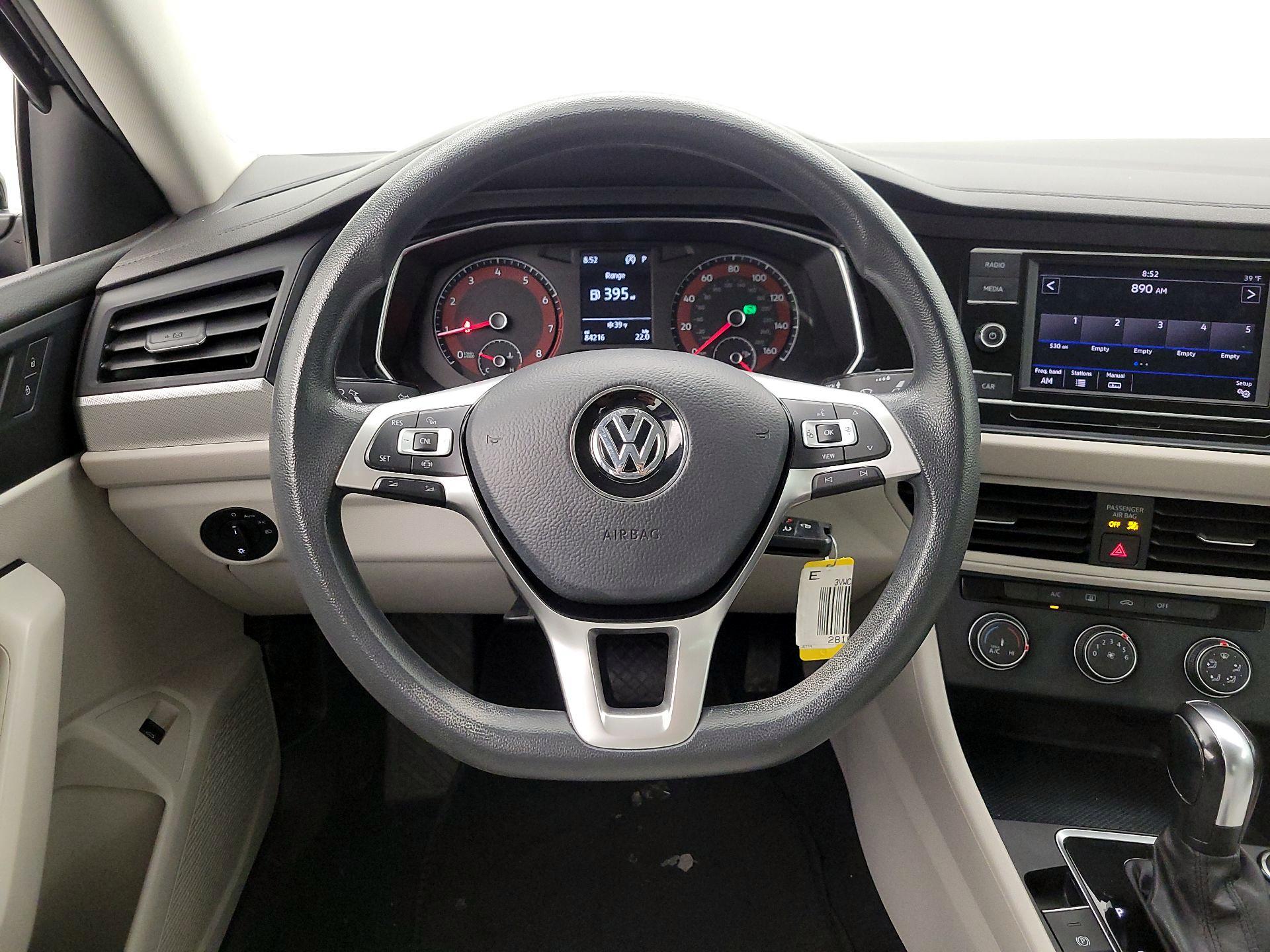 Thumbnail: 2019 Volkswagen Jetta - 10
