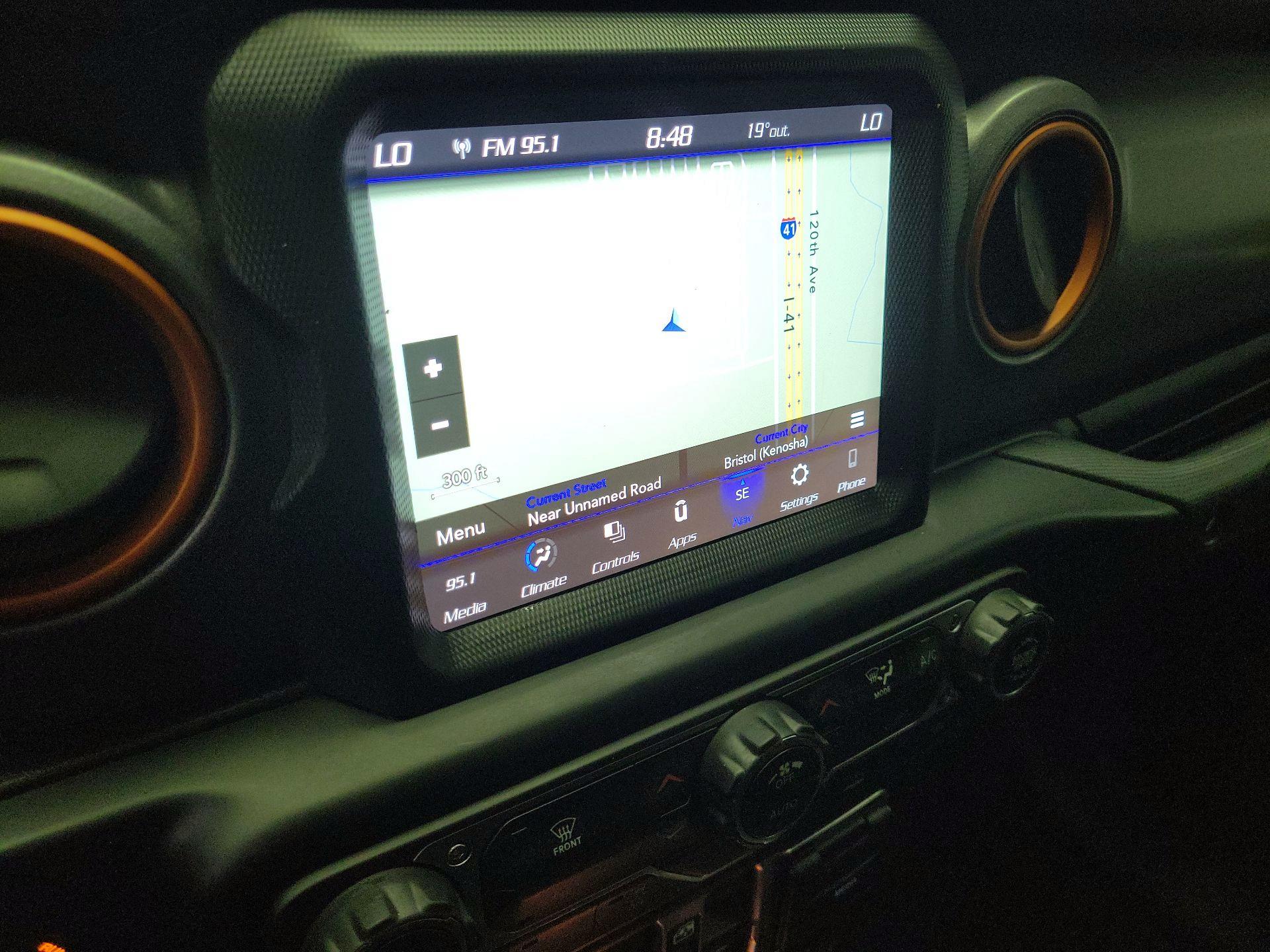 Thumbnail: 2023 Jeep Gladiator - 14