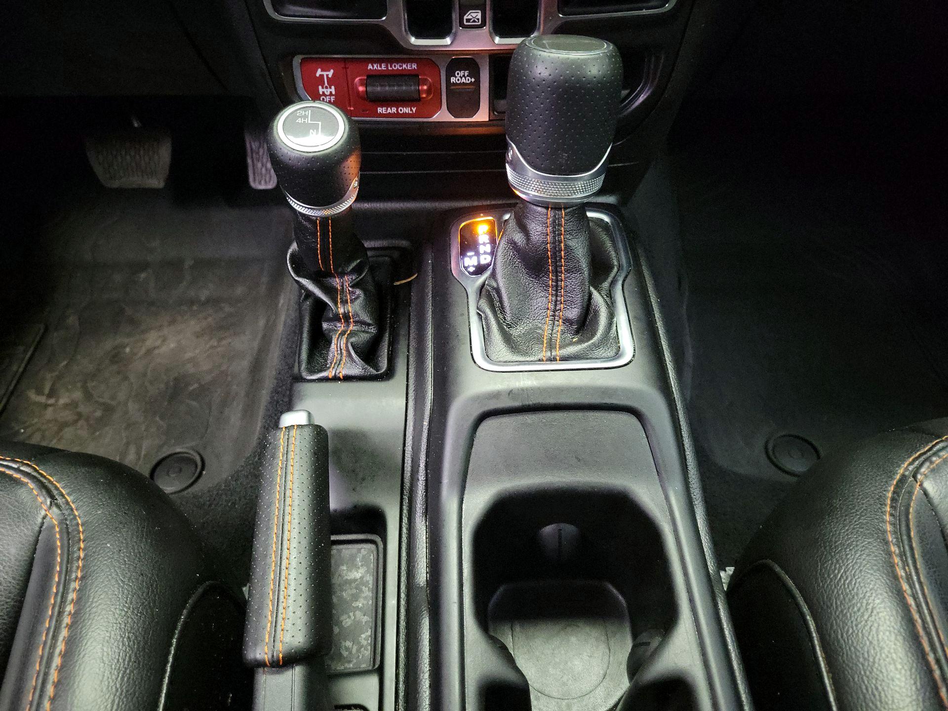 Thumbnail: 2023 Jeep Gladiator - 18