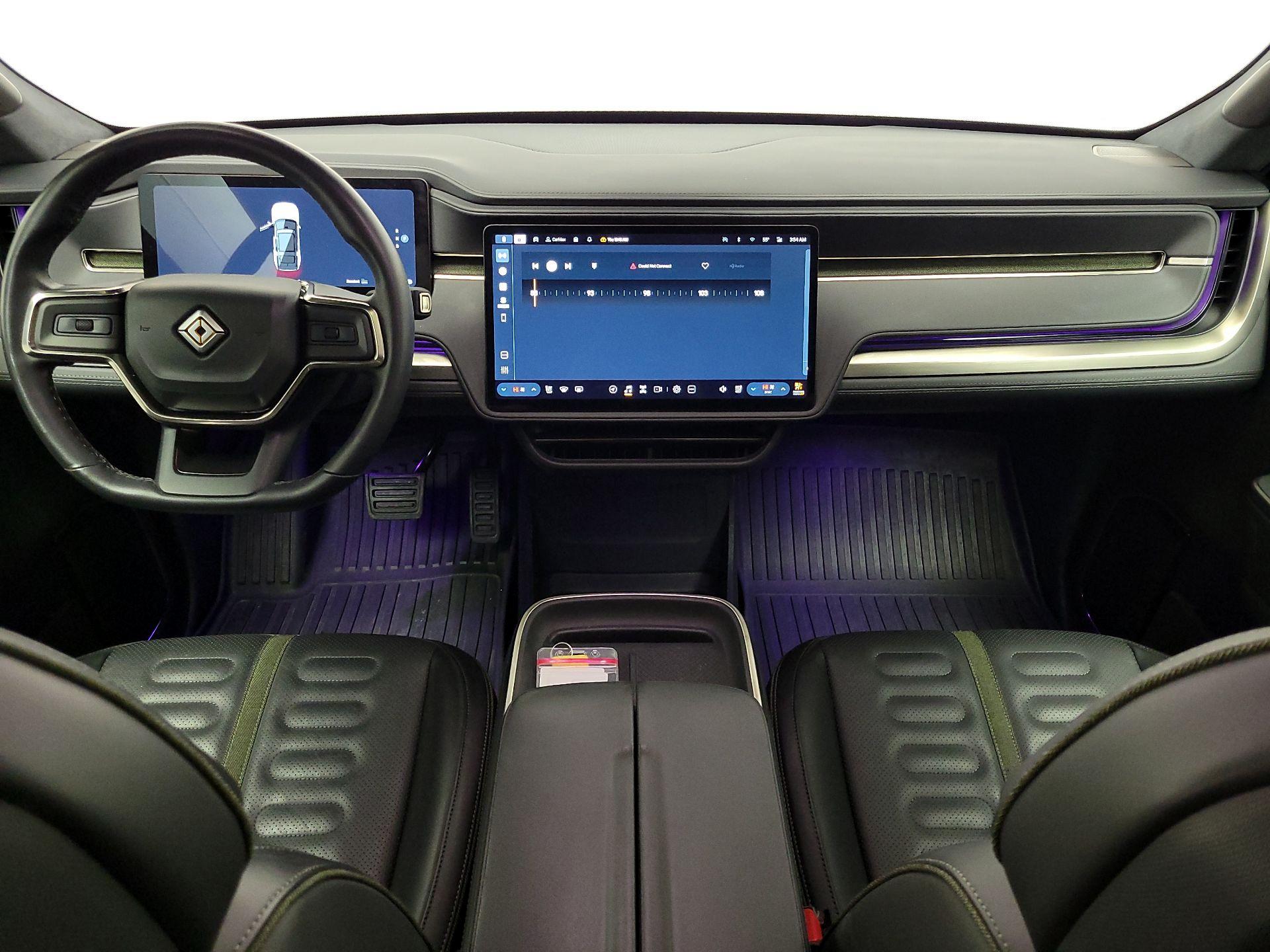 Thumbnail: 2025 Rivian R1S - 9