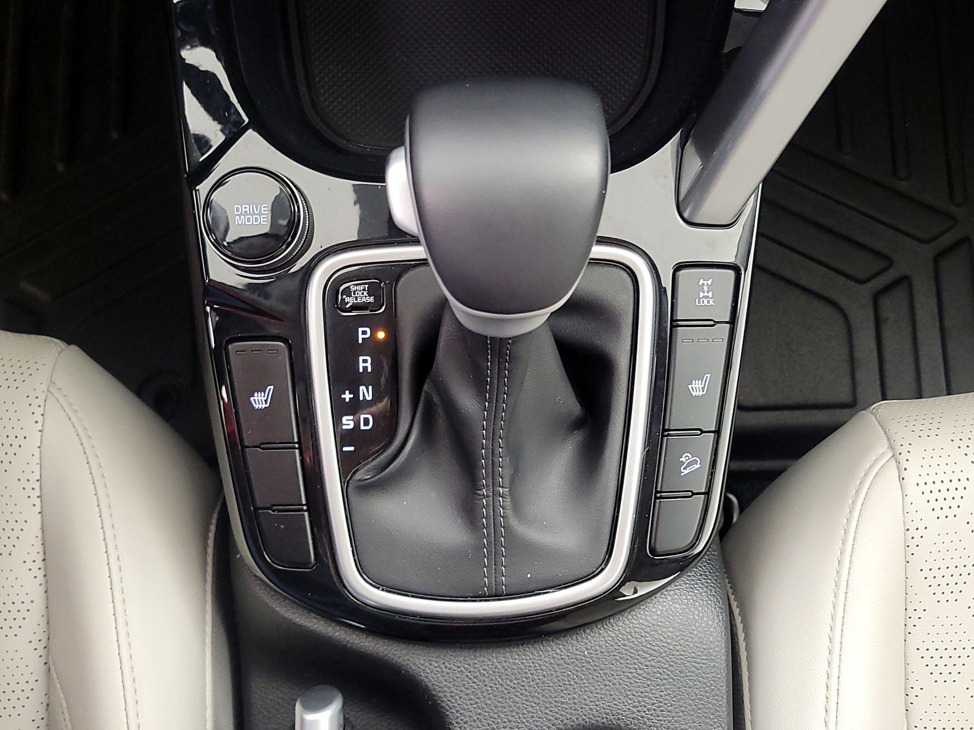 Thumbnail: 2022 Kia Seltos - 18