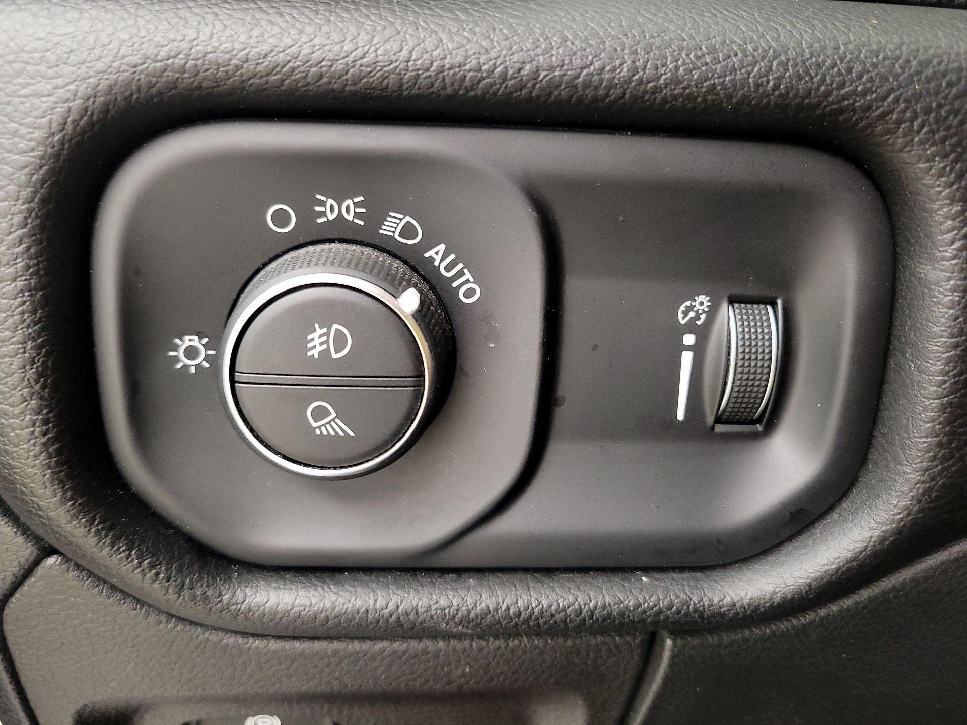 Thumbnail: 2023 RAM 1500 - 13