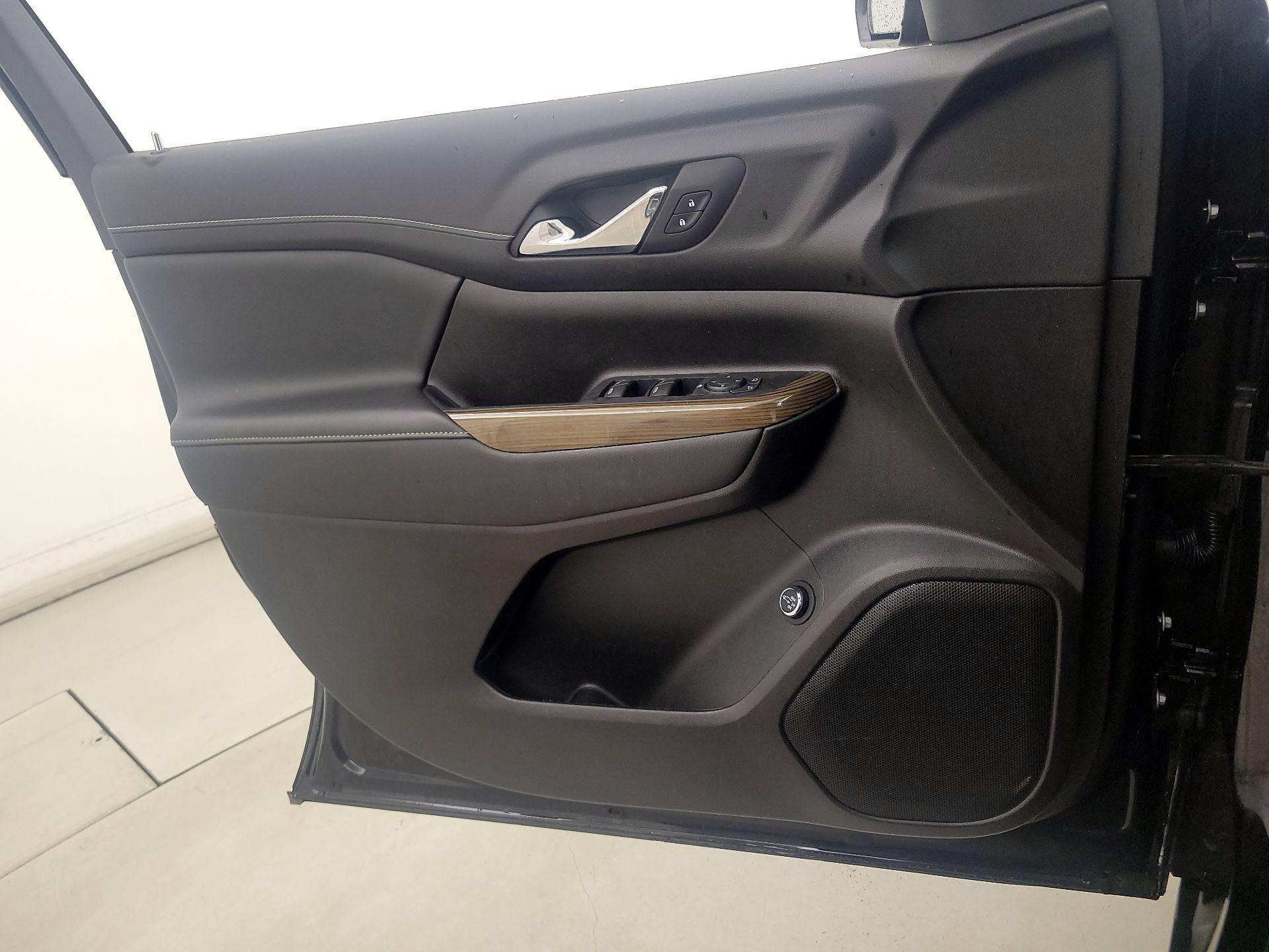 Thumbnail: 2023 GMC Acadia - 12