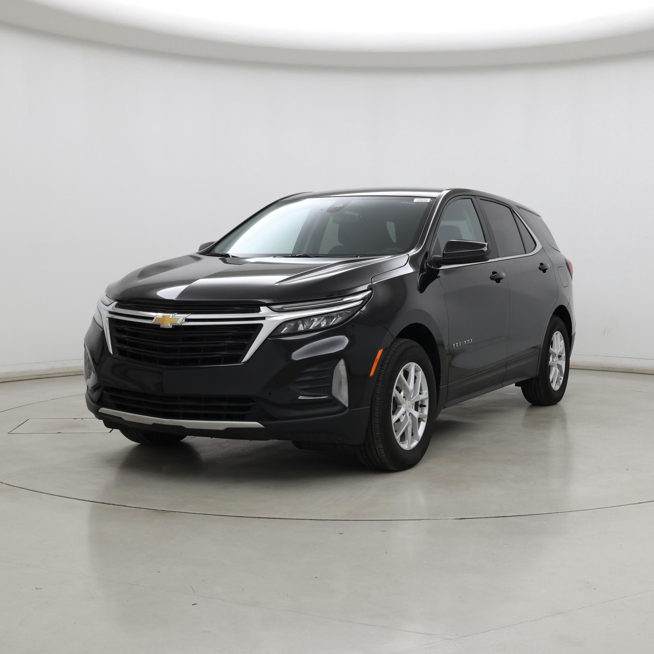 Thumbnail: 2023 Chevrolet Equinox - 4