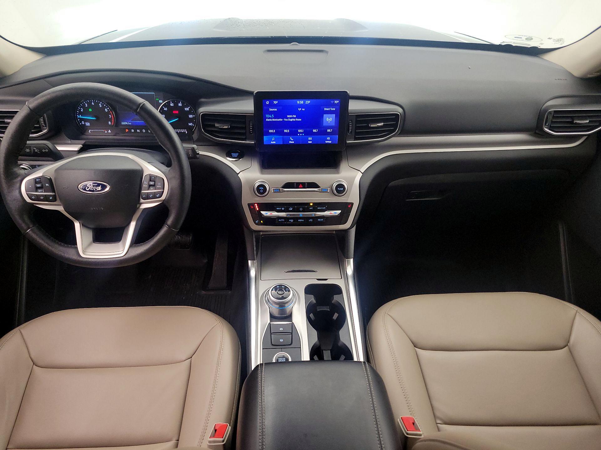 Thumbnail: 2022 Ford Explorer - 9