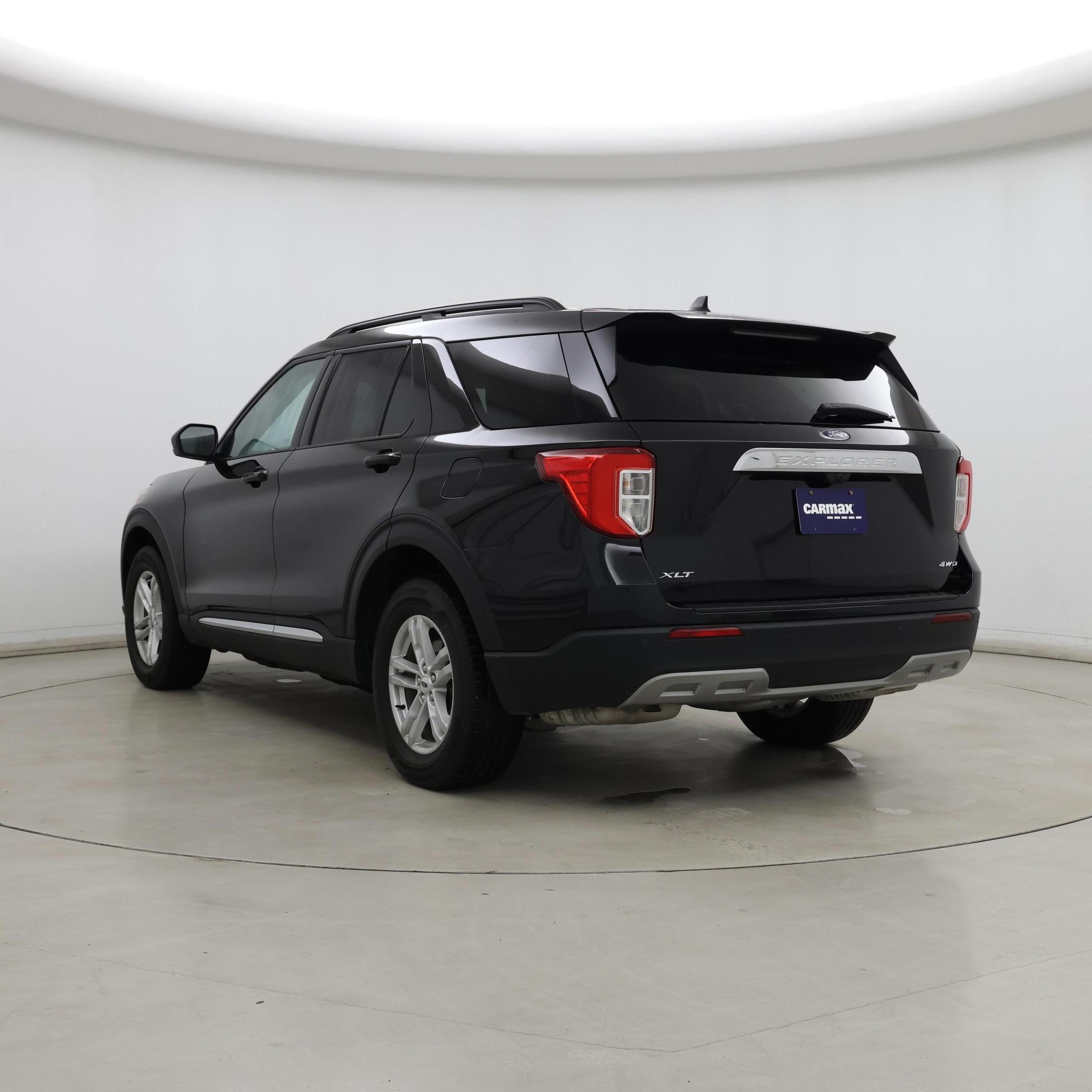 Thumbnail: 2022 Ford Explorer - 2