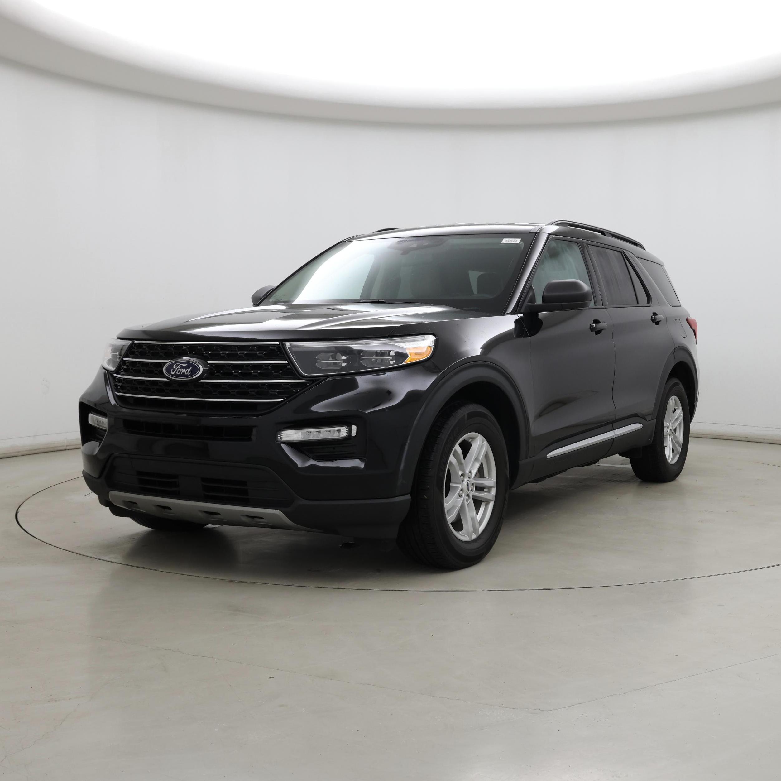 Thumbnail: 2022 Ford Explorer - 4