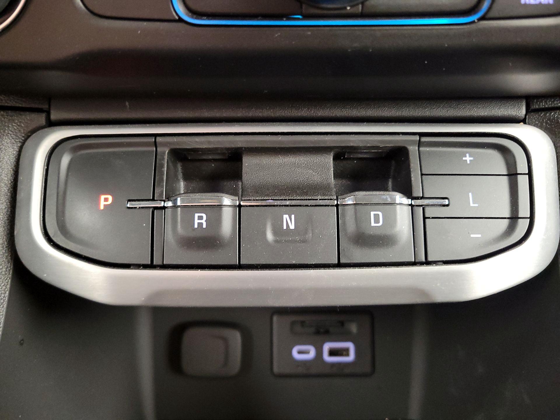 Thumbnail: 2023 GMC Acadia - 18