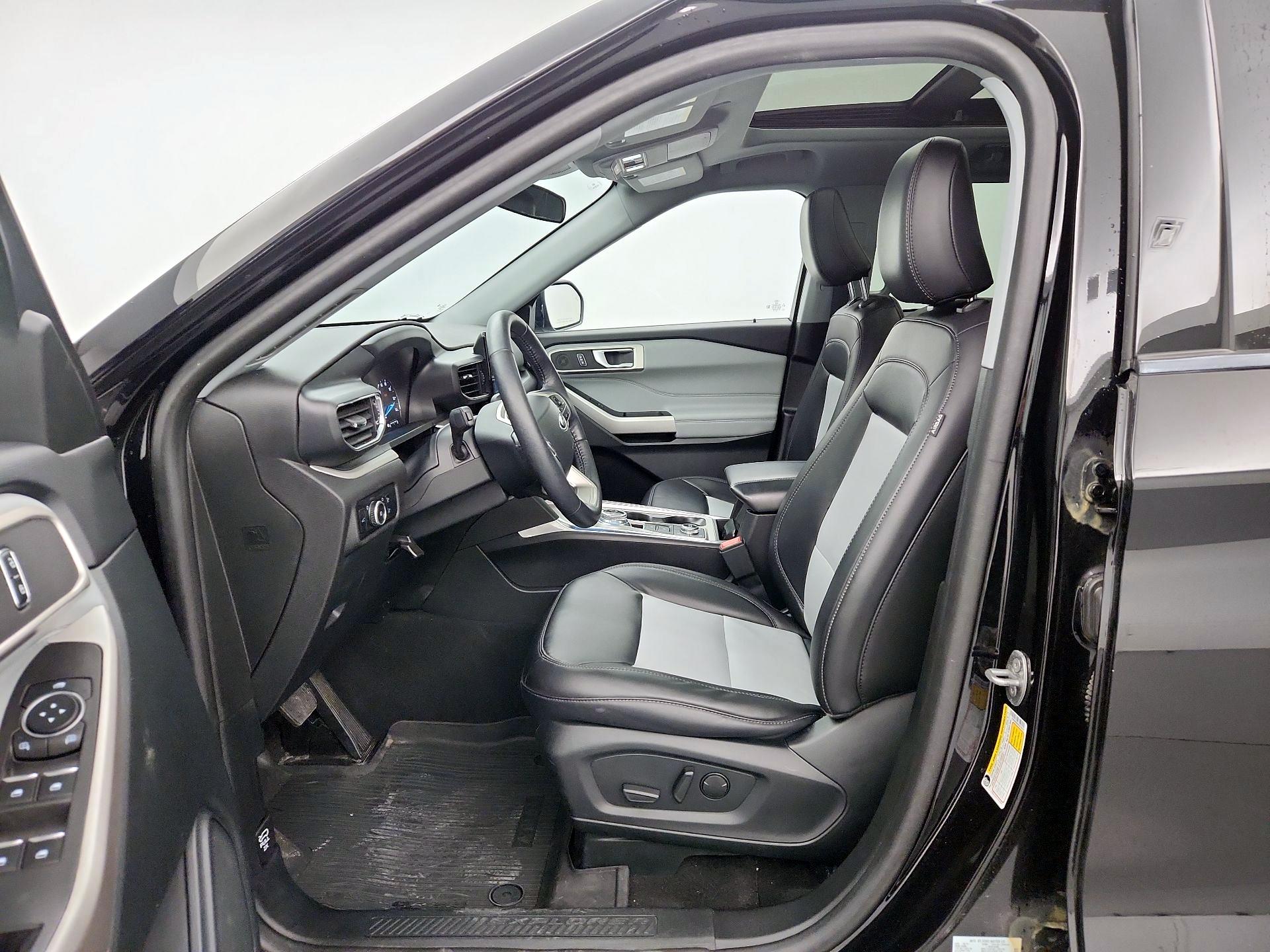 Thumbnail: 2023 Ford Explorer - 11