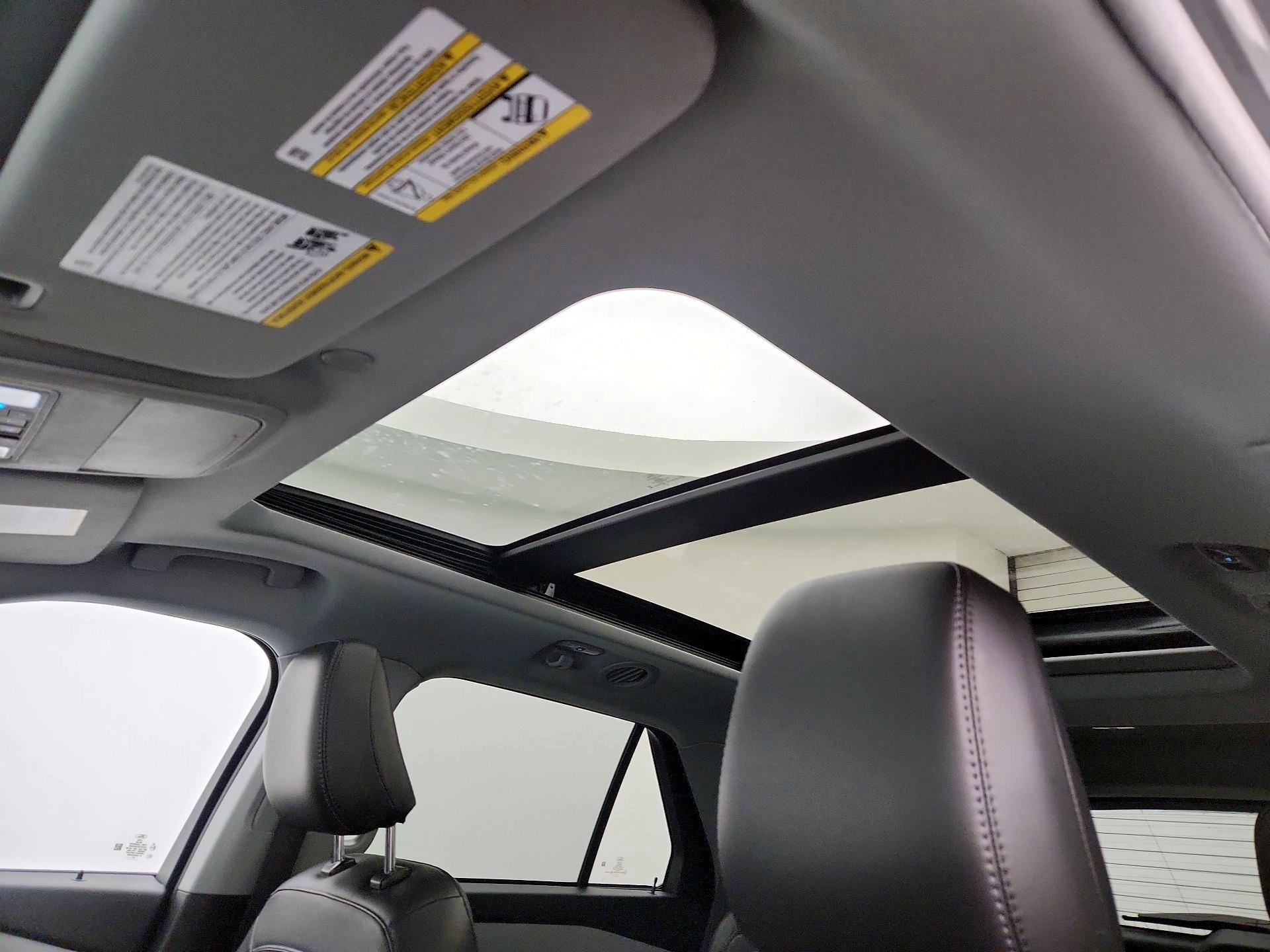 Thumbnail: 2023 Ford Explorer - 20