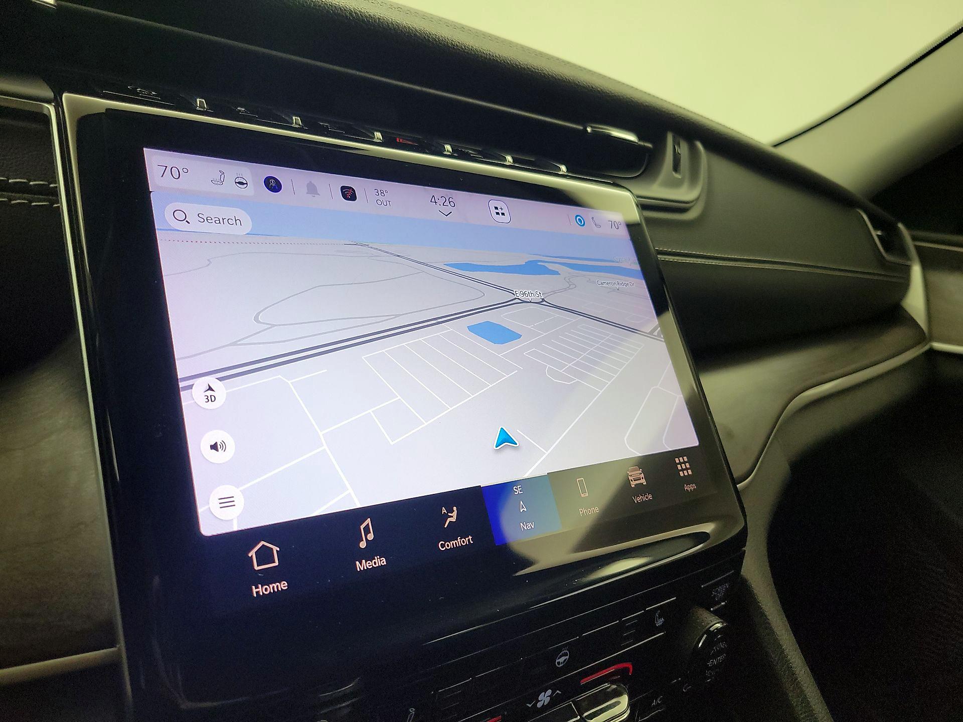 Thumbnail: 2023 Jeep Grand Cherokee - 14