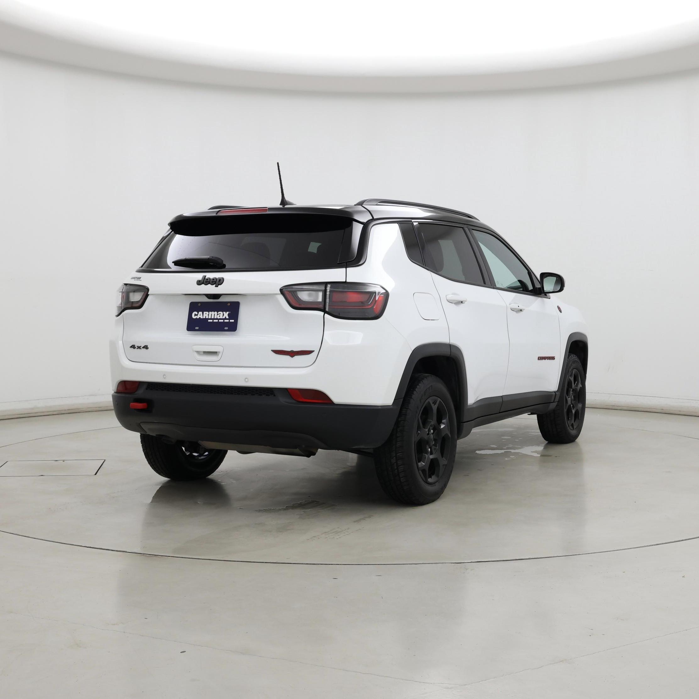 Thumbnail: 2023 Jeep Compass - 8