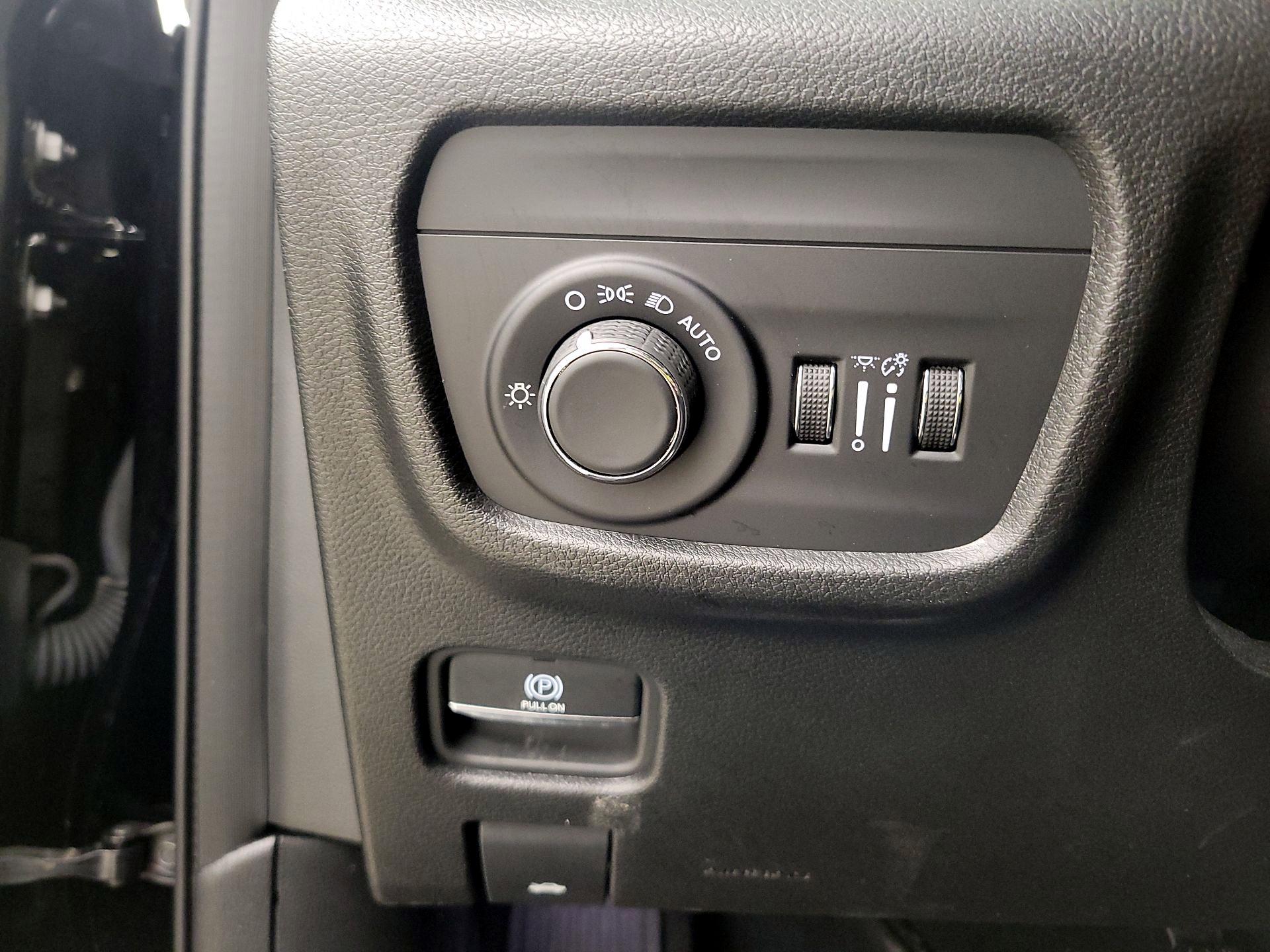 Thumbnail: 2023 Jeep Grand Cherokee - 13