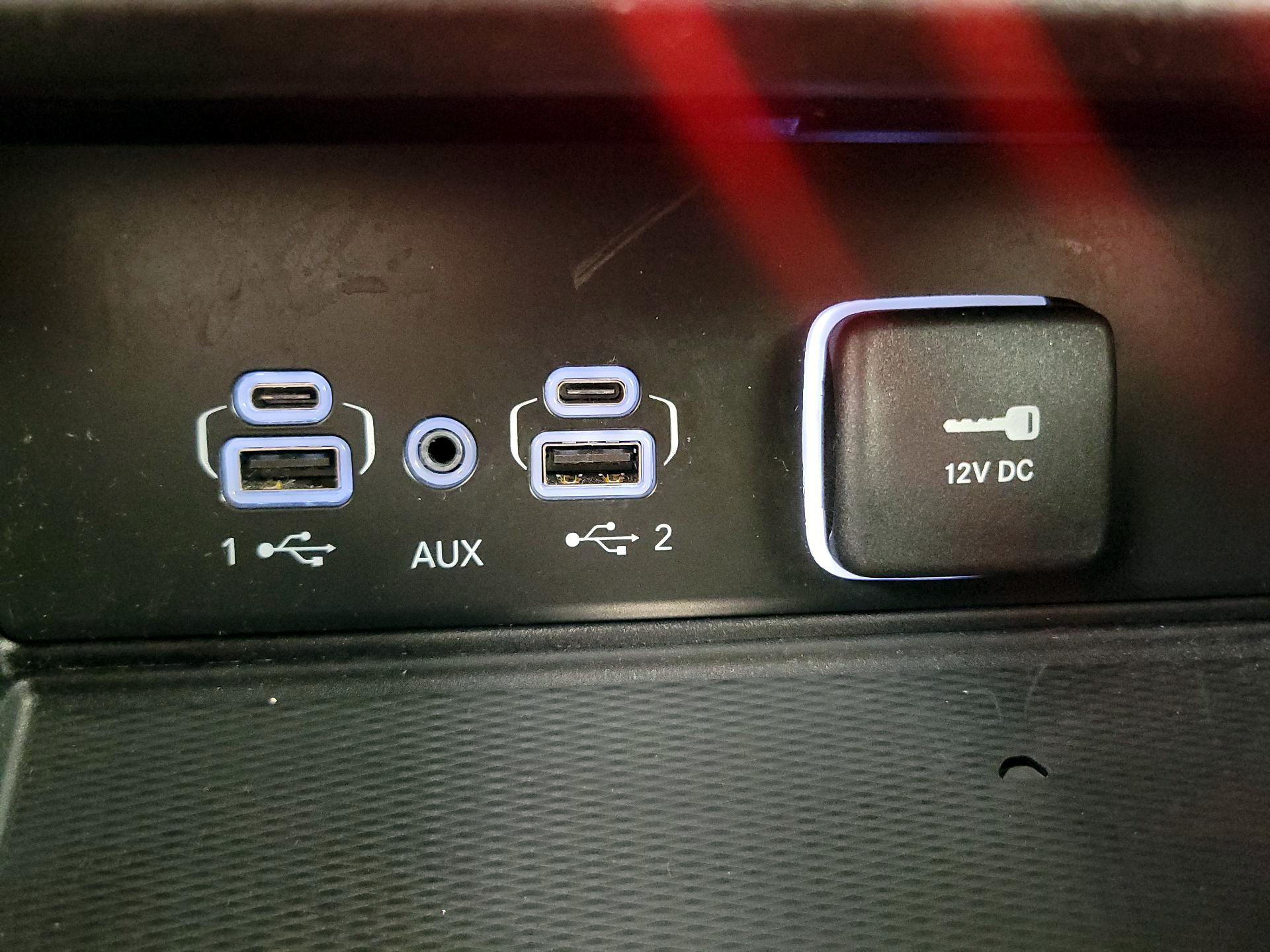 Thumbnail: 2023 Jeep Grand Cherokee - 18