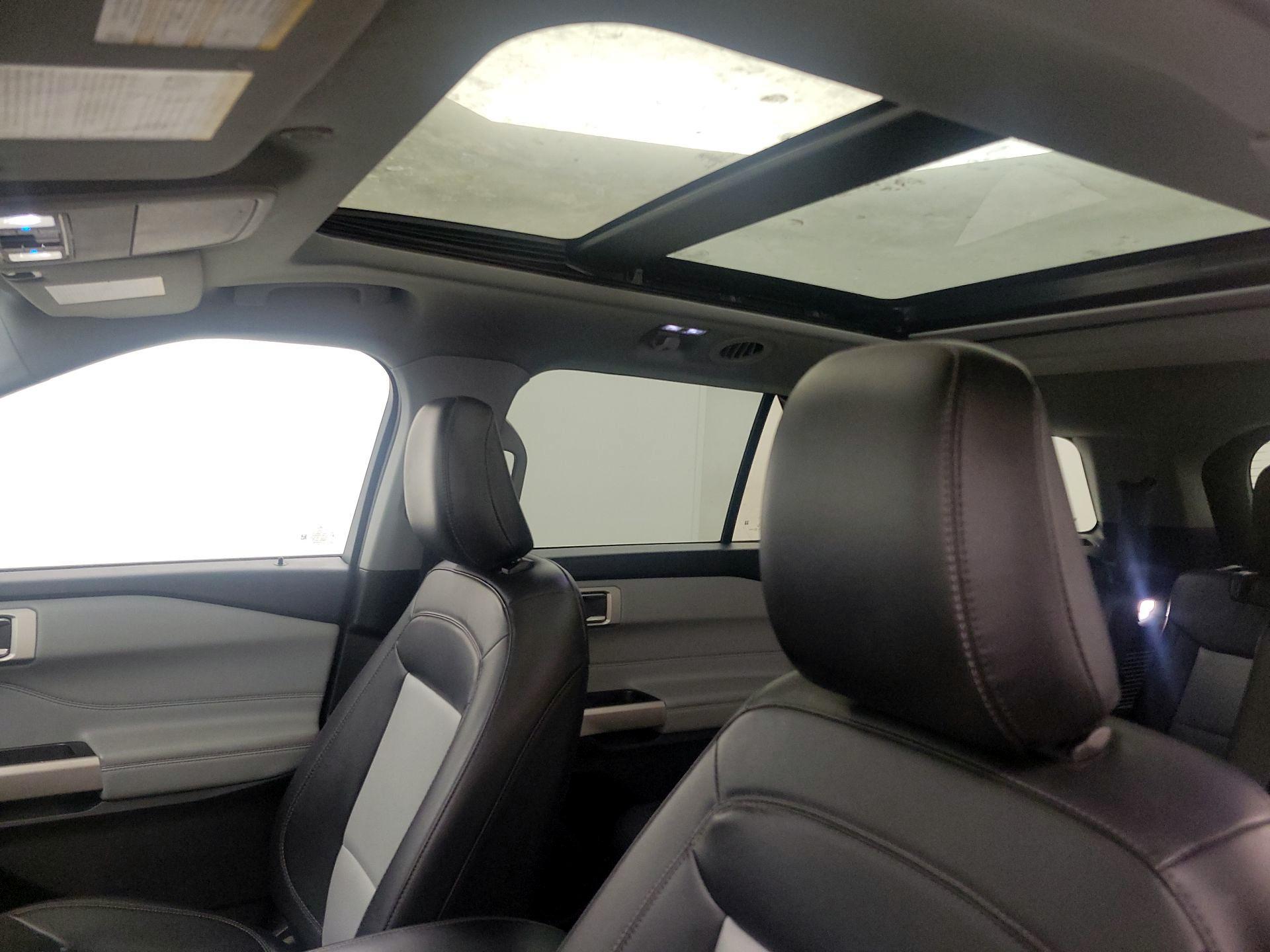 Thumbnail: 2022 Ford Explorer - 20