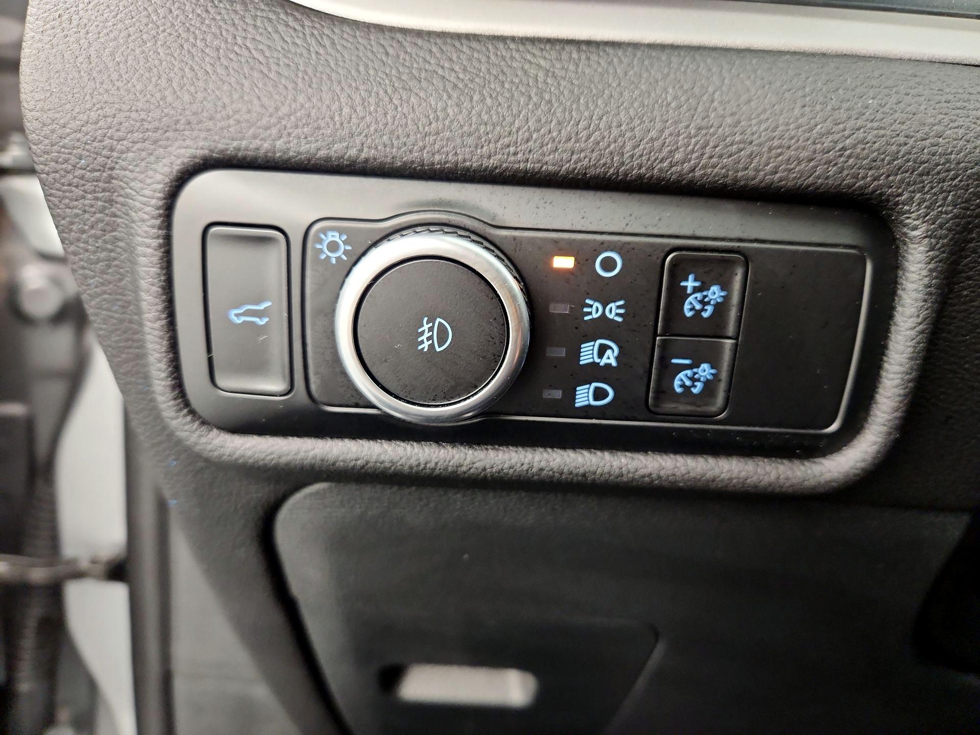 Thumbnail: 2023 Ford Explorer - 13