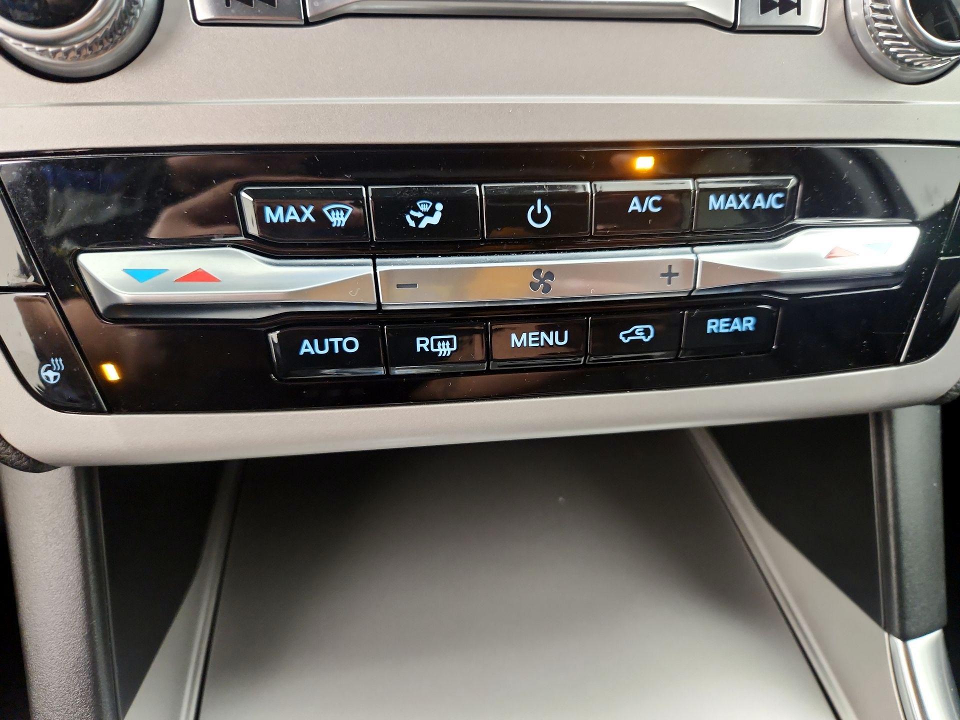 Thumbnail: 2023 Ford Explorer - 16