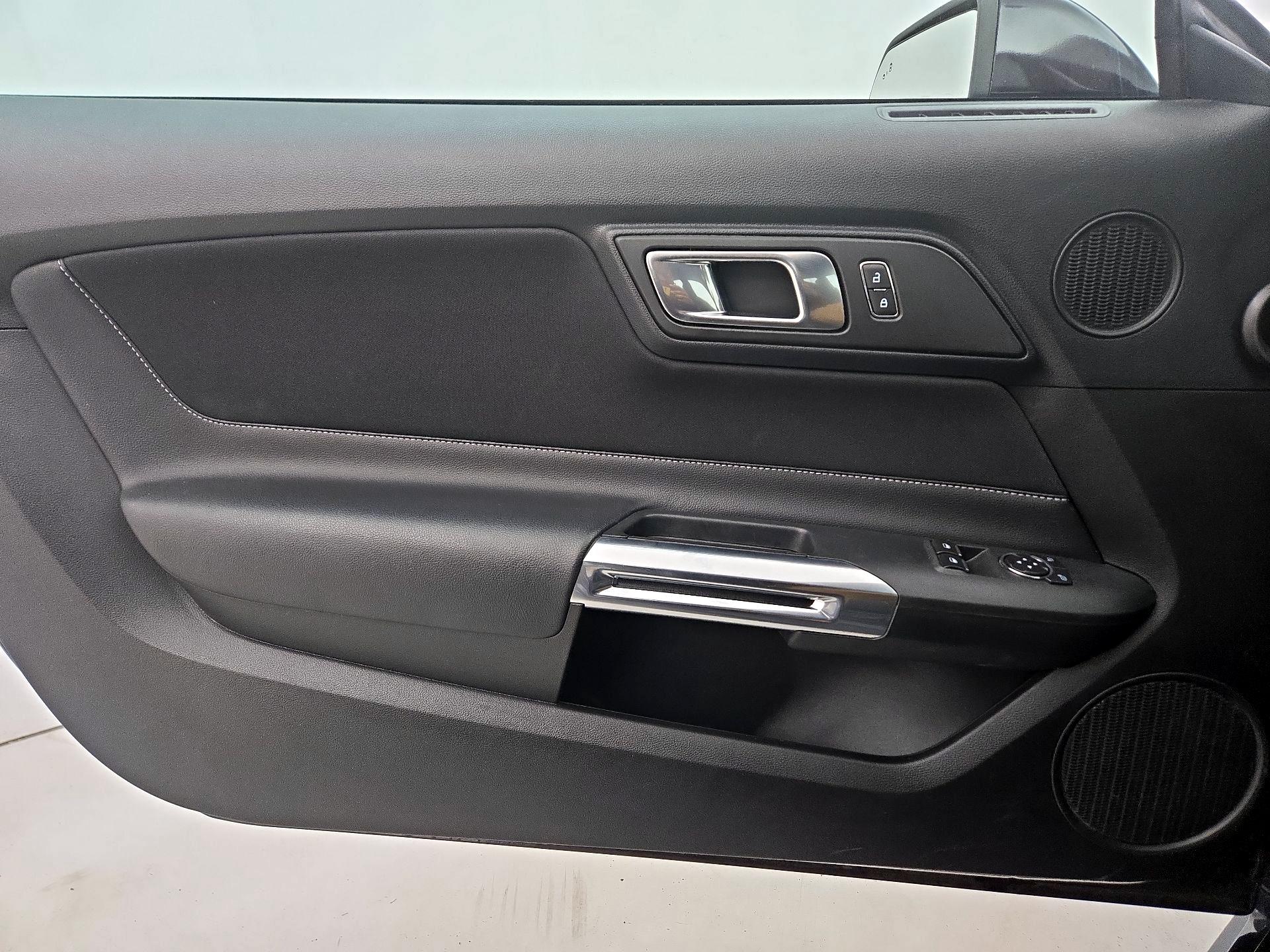 Thumbnail: 2022 Ford Mustang - 12