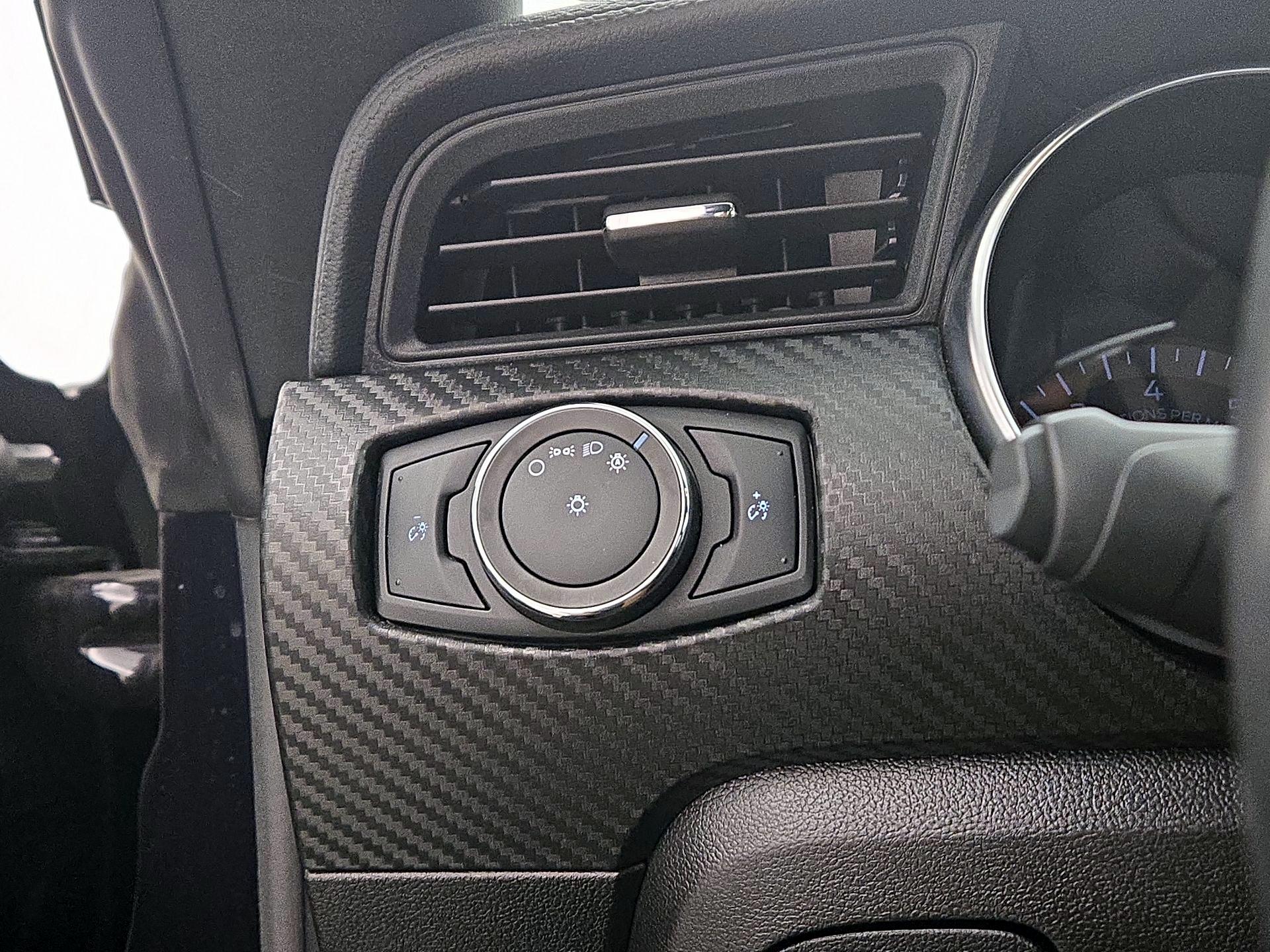 Thumbnail: 2022 Ford Mustang - 13