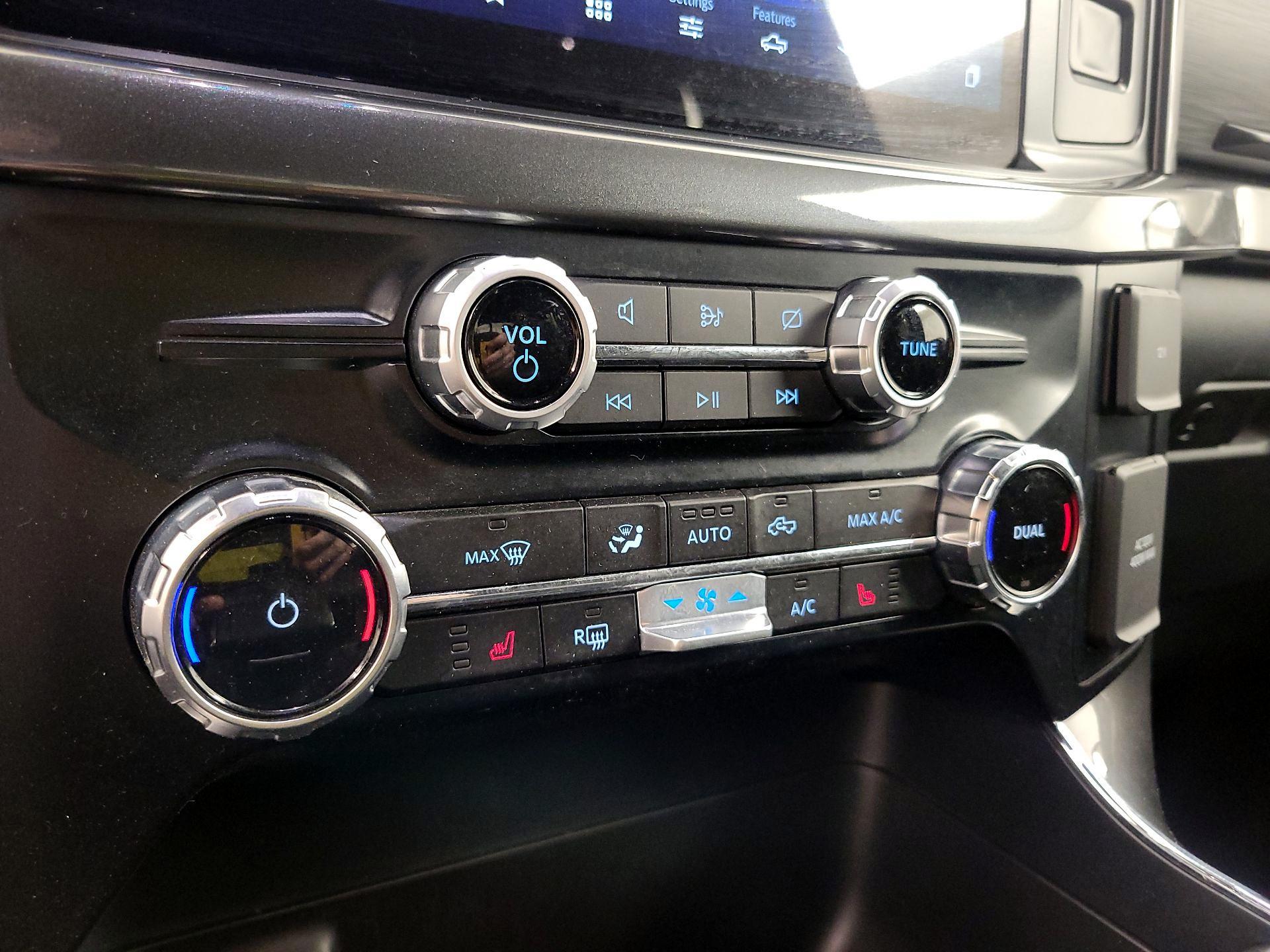 Thumbnail: 2023 Ford F-150 - 17