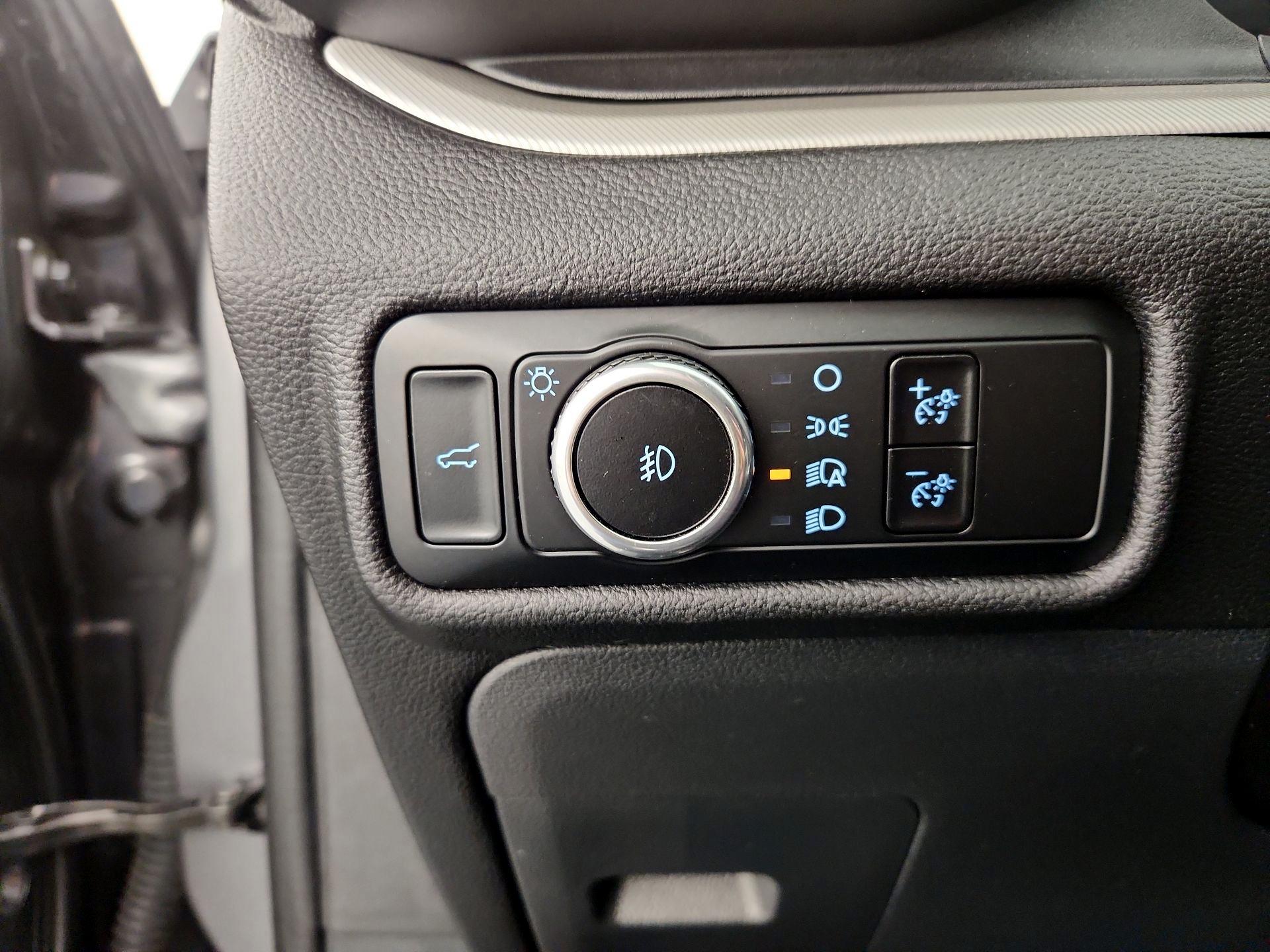 Thumbnail: 2023 Ford Explorer - 13