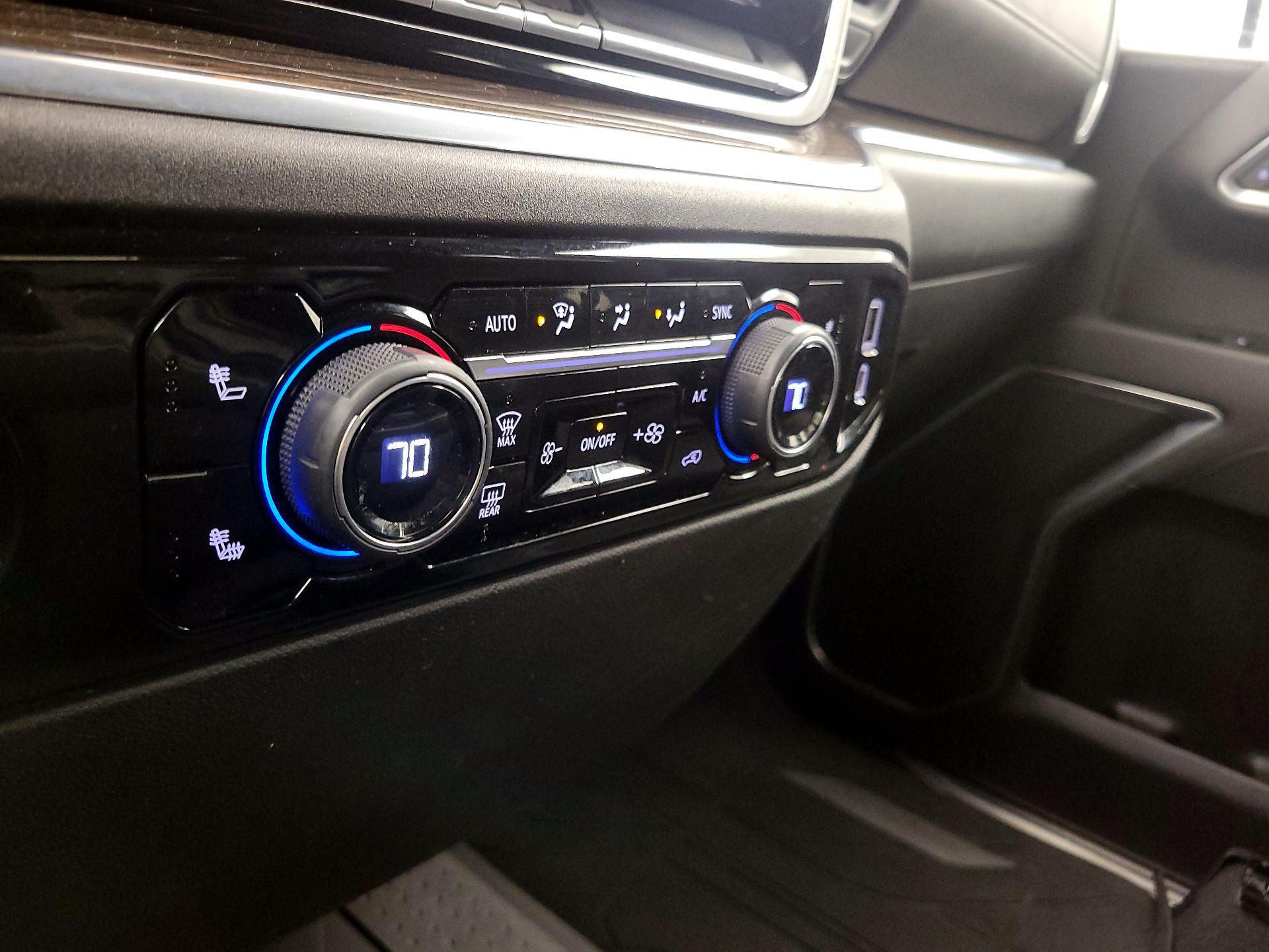 Thumbnail: 2022 Chevrolet Silverado 1500 - 17