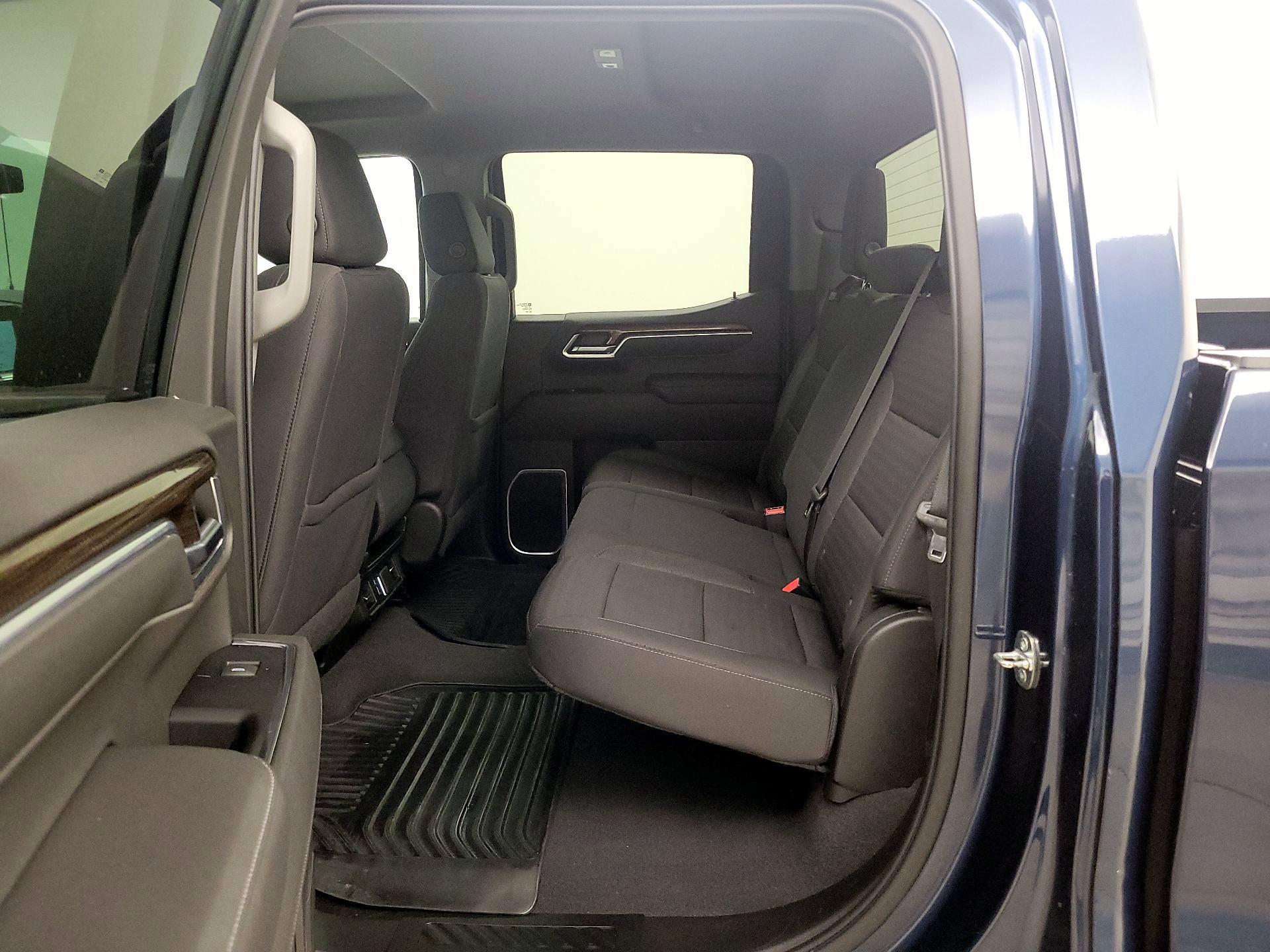 Thumbnail: 2022 Chevrolet Silverado 1500 - 20