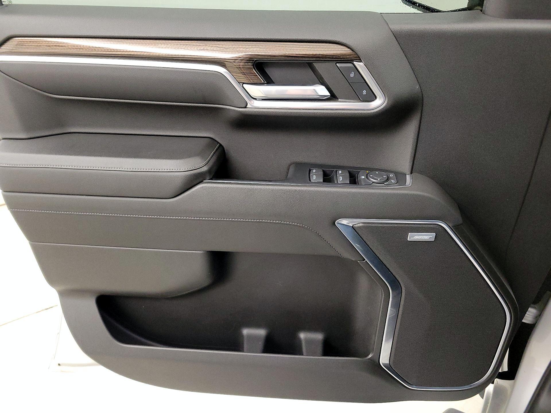 Thumbnail: 2022 Chevrolet Silverado 1500 - 12