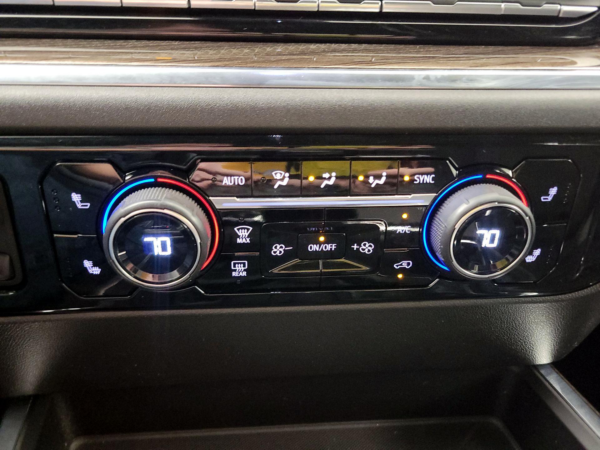 Thumbnail: 2022 Chevrolet Silverado 1500 - 17