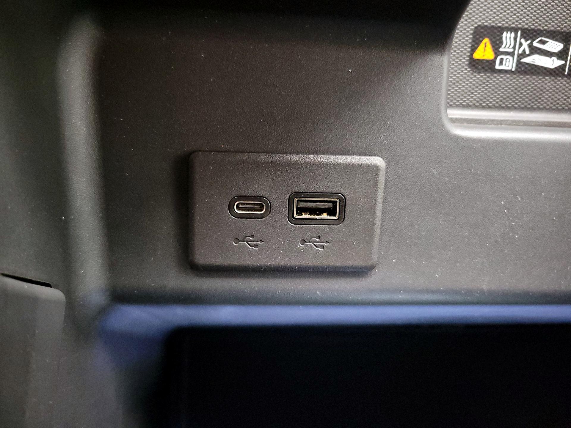 Thumbnail: 2022 Chevrolet Silverado 1500 - 19