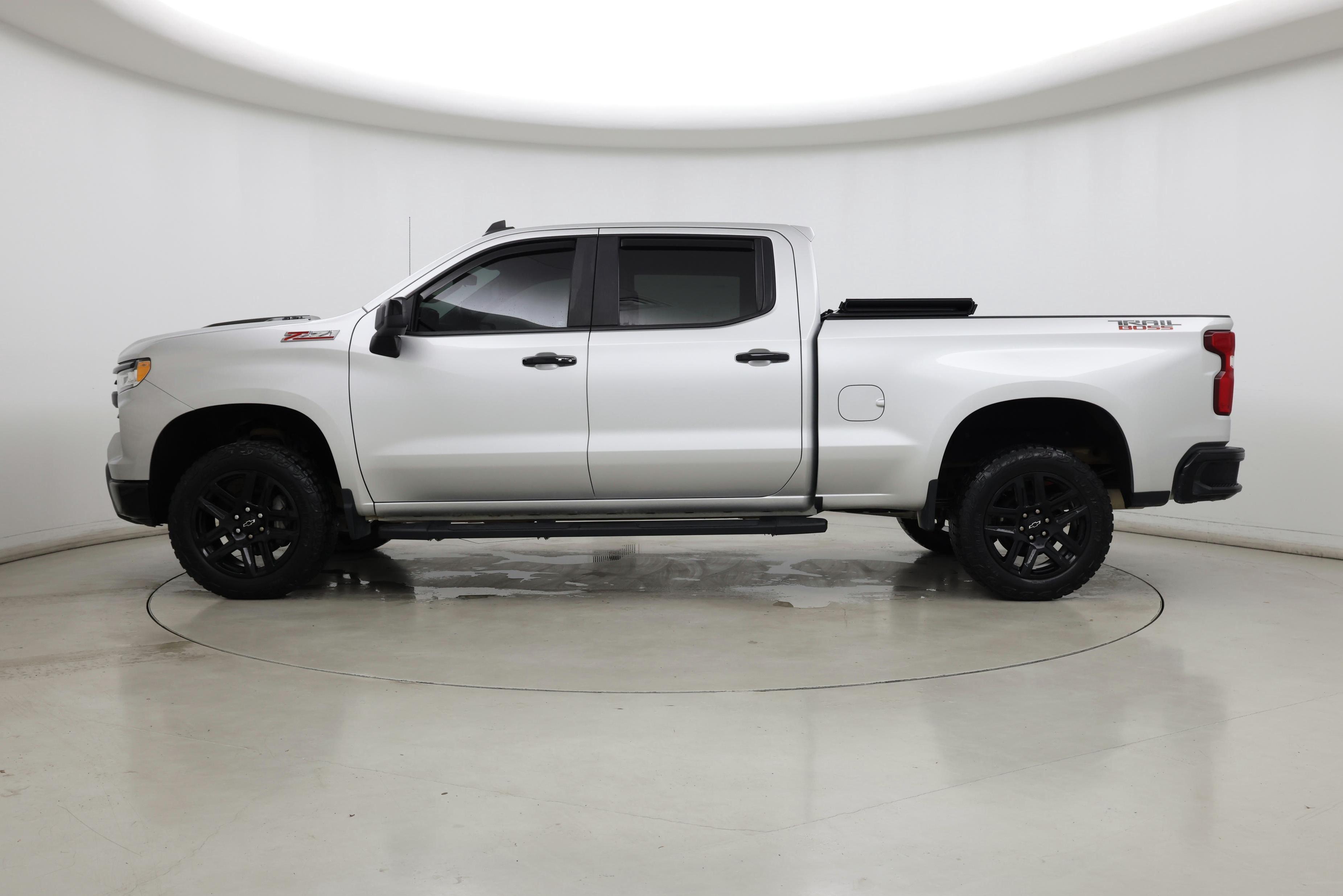 Thumbnail: 2022 Chevrolet Silverado 1500 - 3
