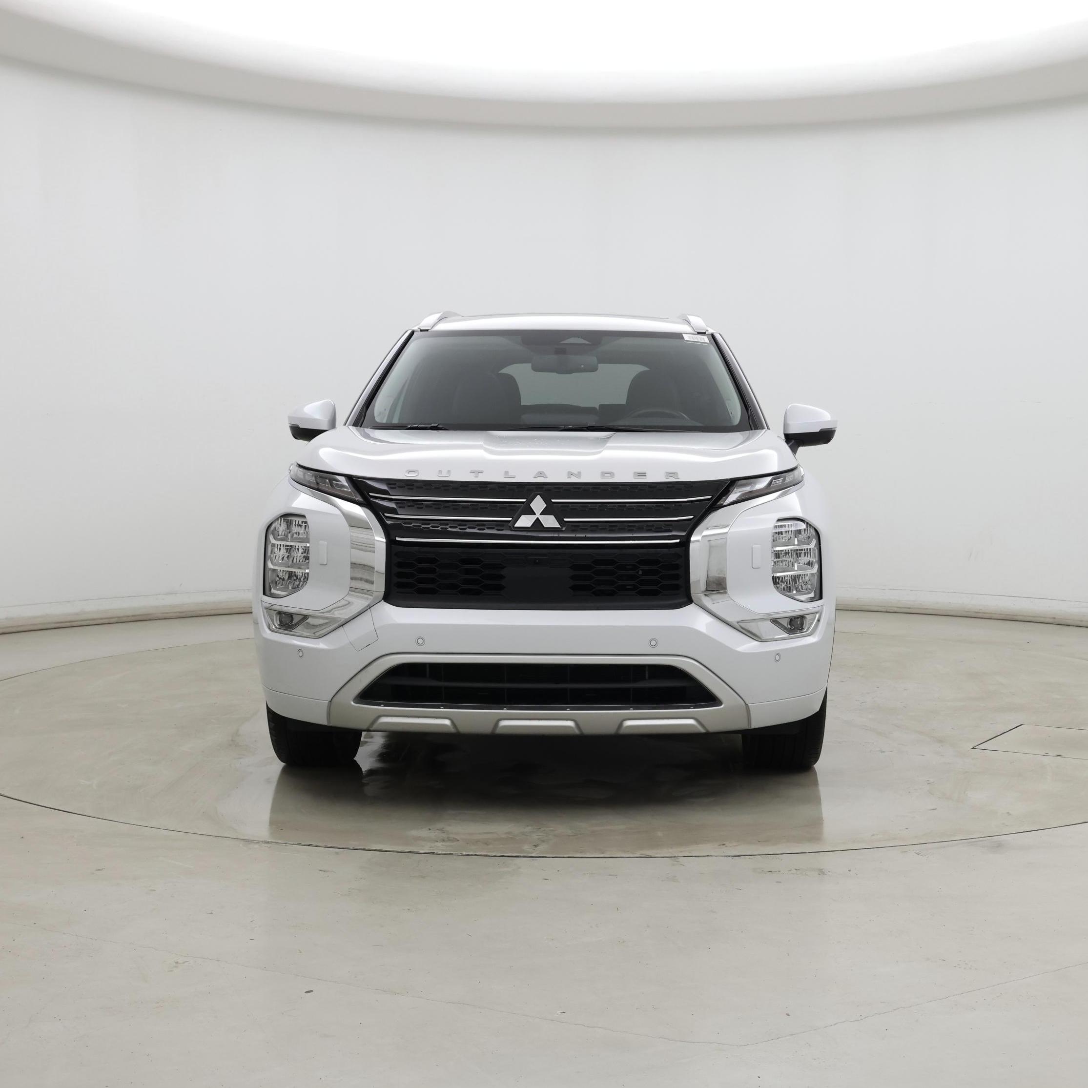 Thumbnail: 2023 Mitsubishi Outlander - 5