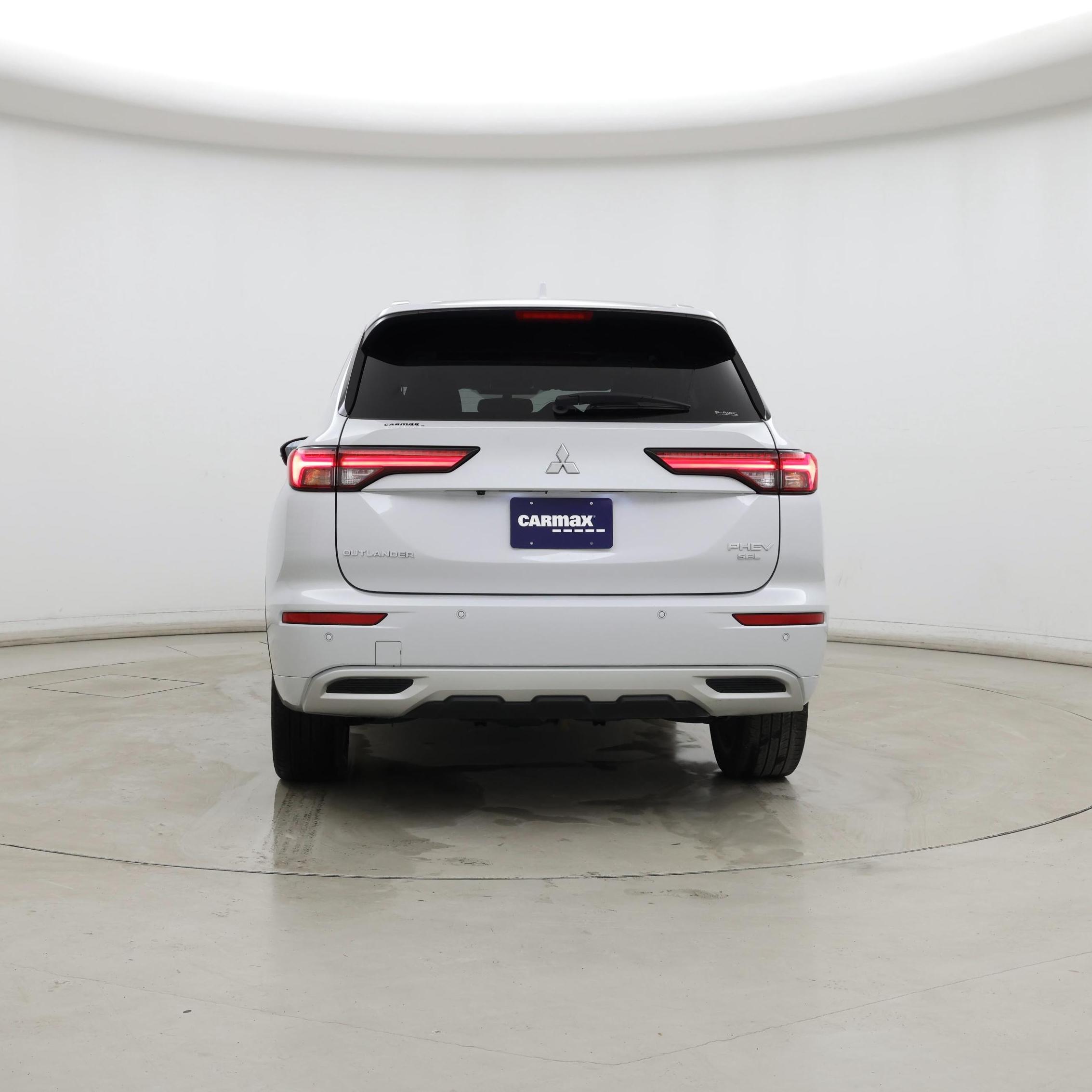 Thumbnail: 2023 Mitsubishi Outlander - 6