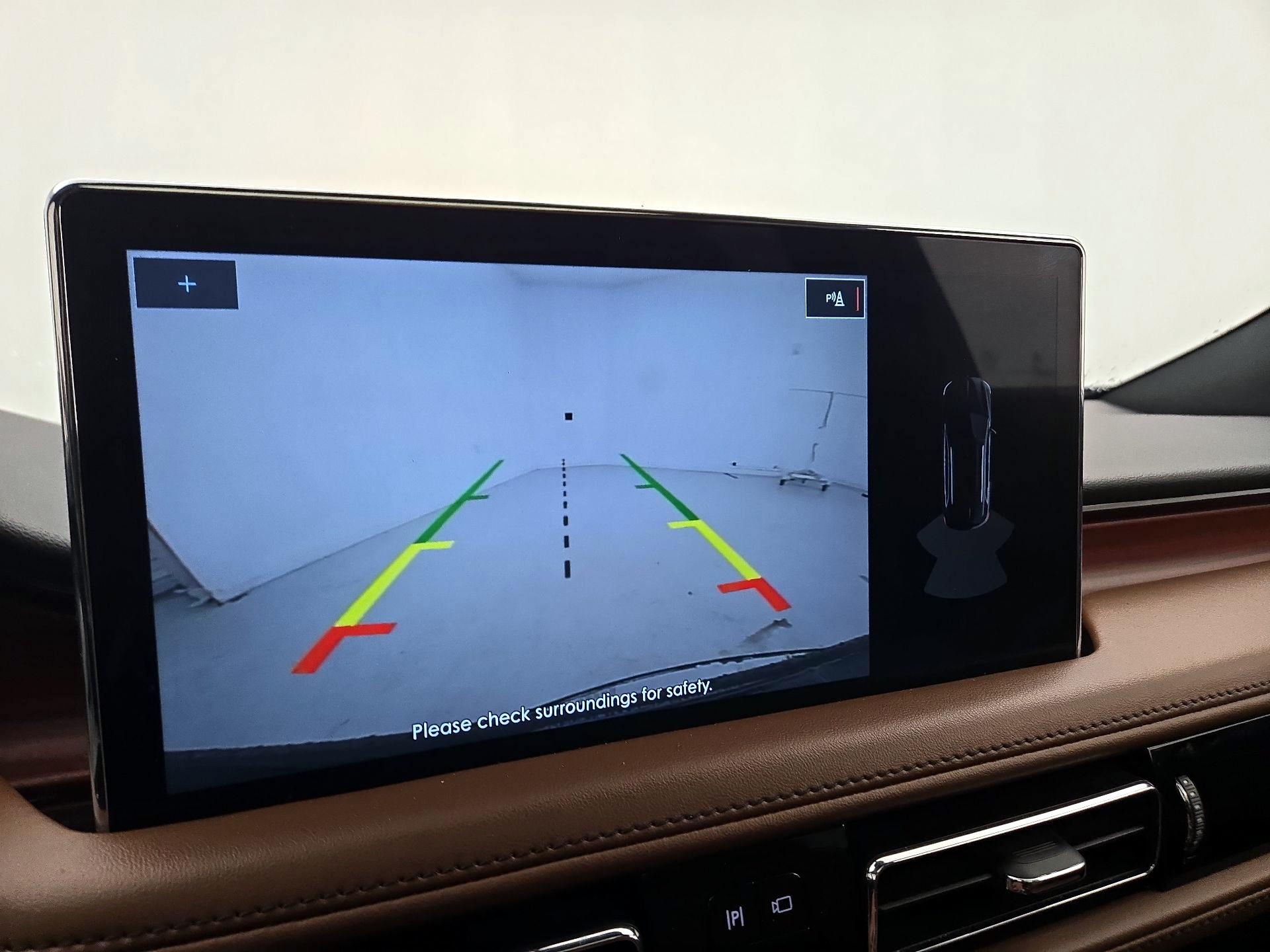 Thumbnail: 2022 Lincoln Nautilus - 14