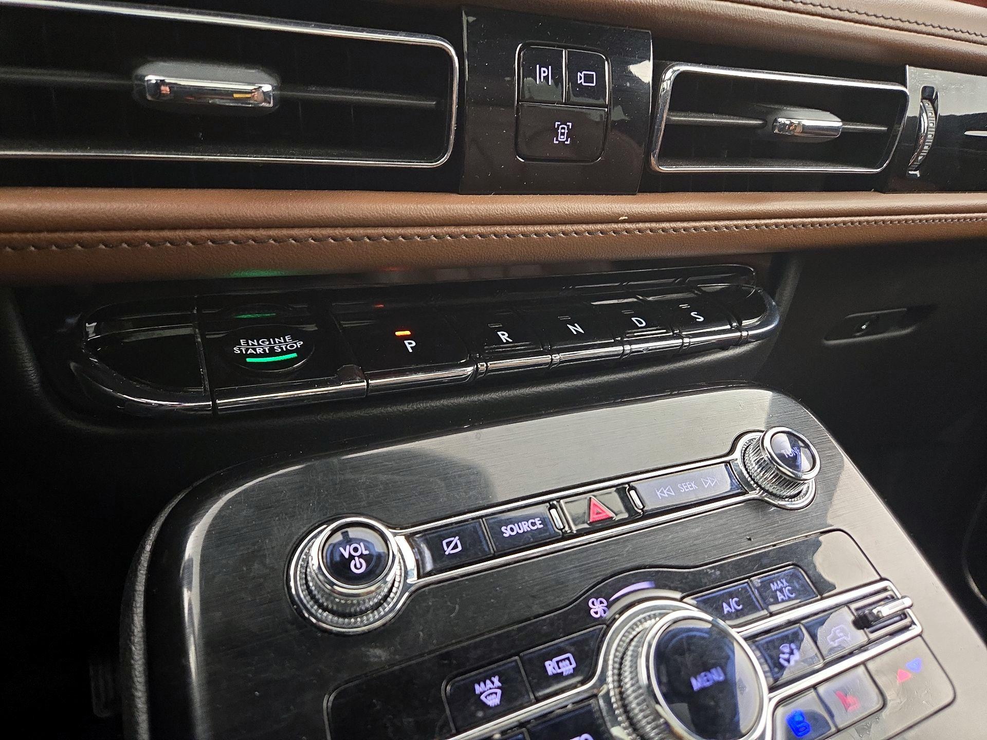 Thumbnail: 2022 Lincoln Nautilus - 17